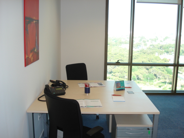 Regus Les Pins Maritimes image 3