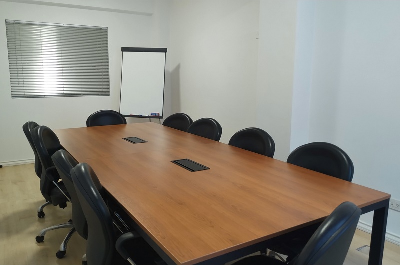 Plug and Work image 3