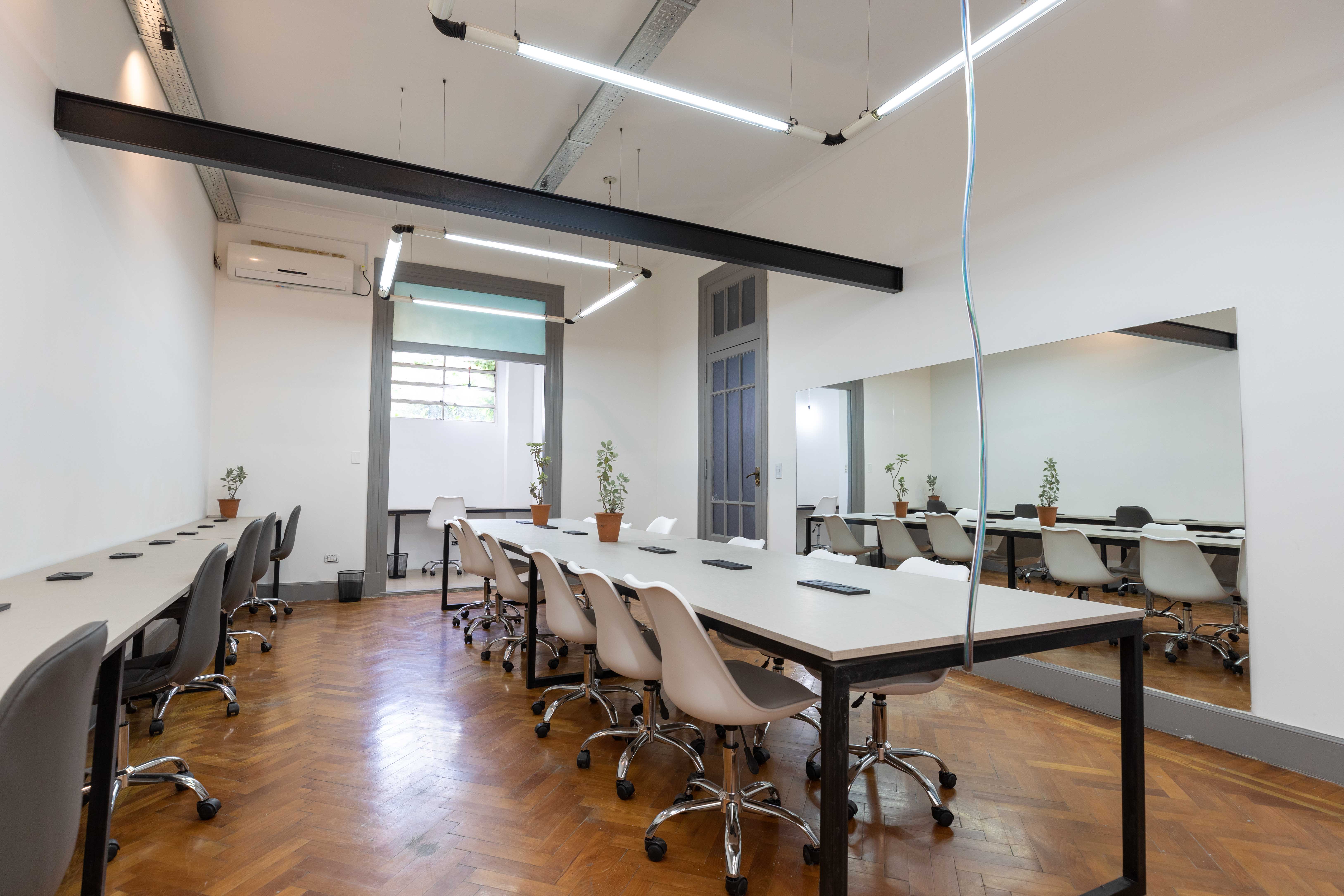 Ronda Coworking - Recoleta image 2