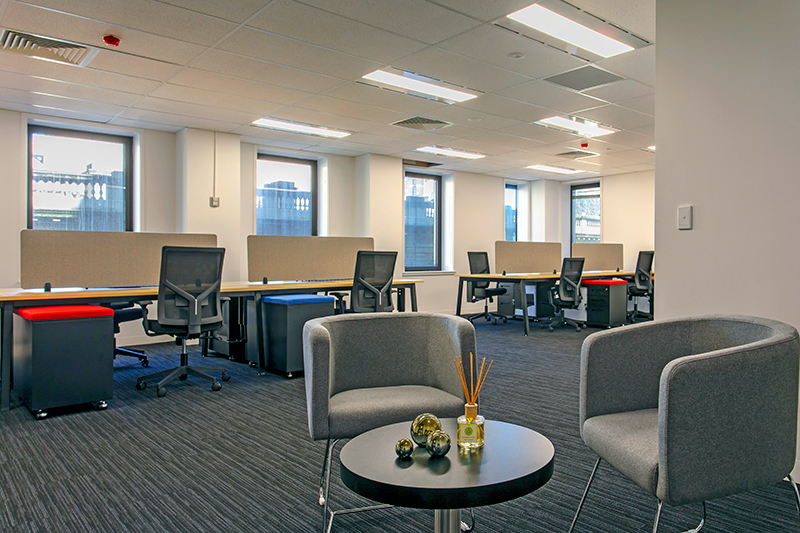 Spot Co-Working image 2