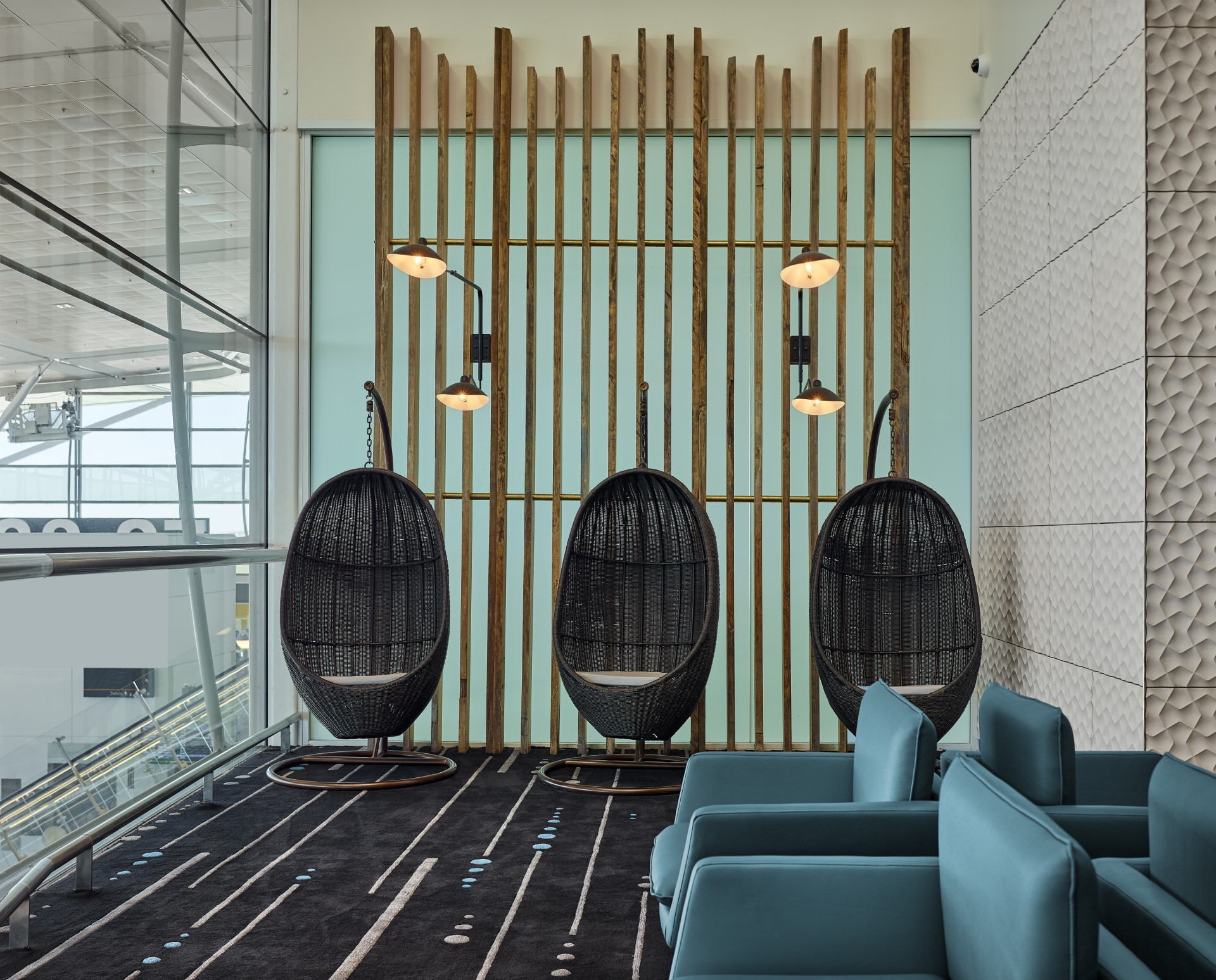 Plaza Premium Lounge (International Departures) / Brisbane image 3