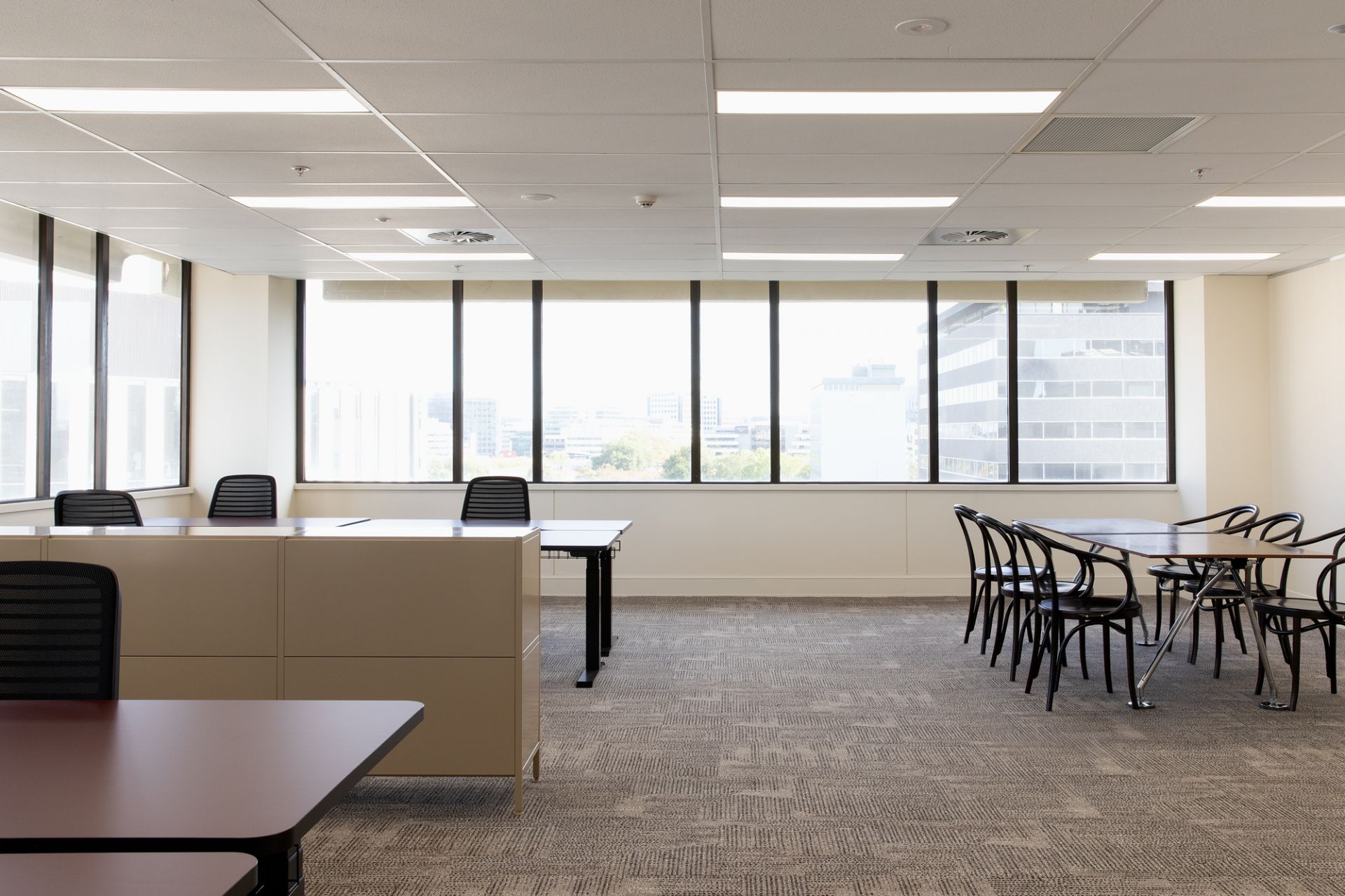 221 London Workspaces image 5