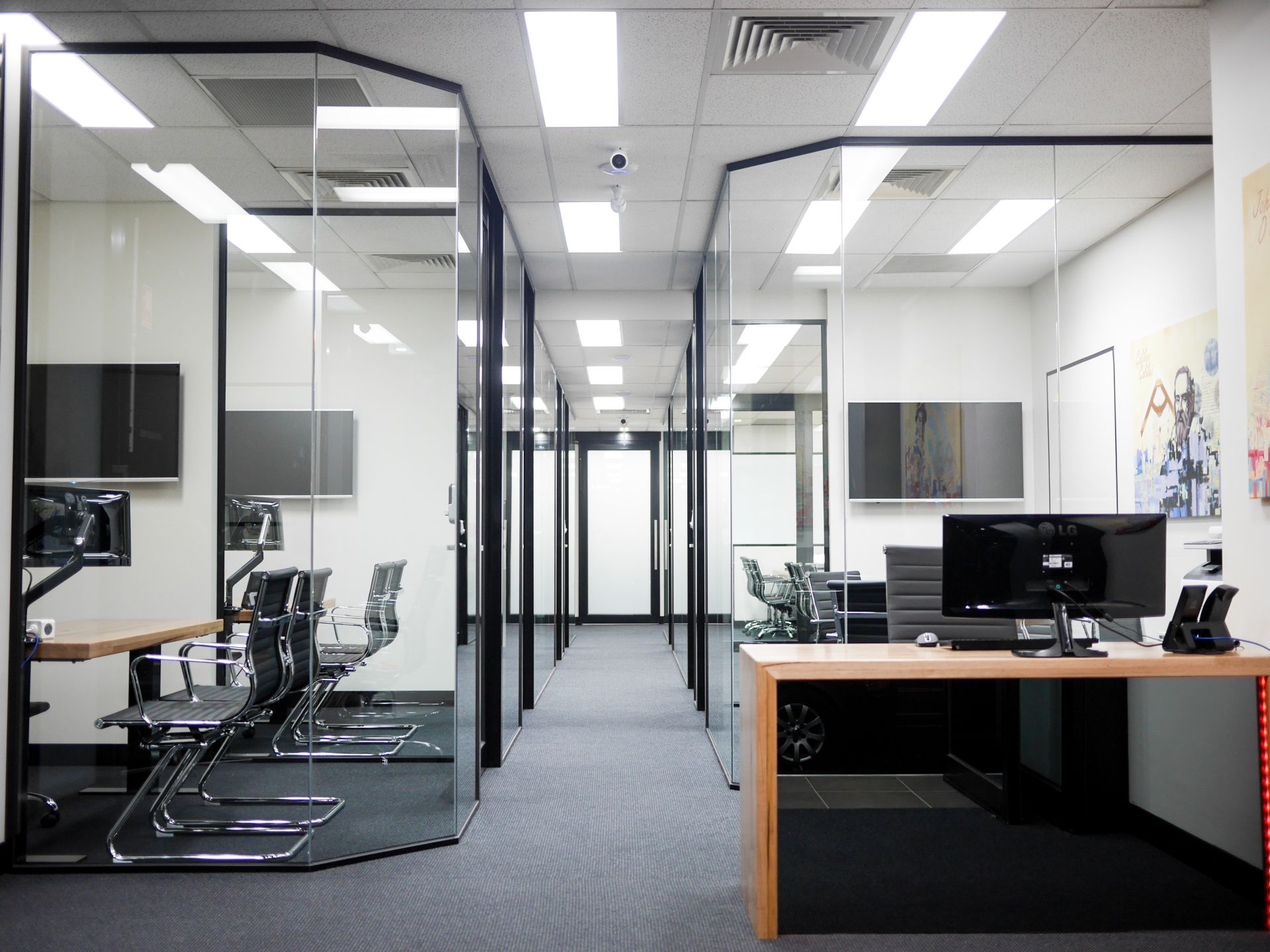 Cardigan Suites image 3