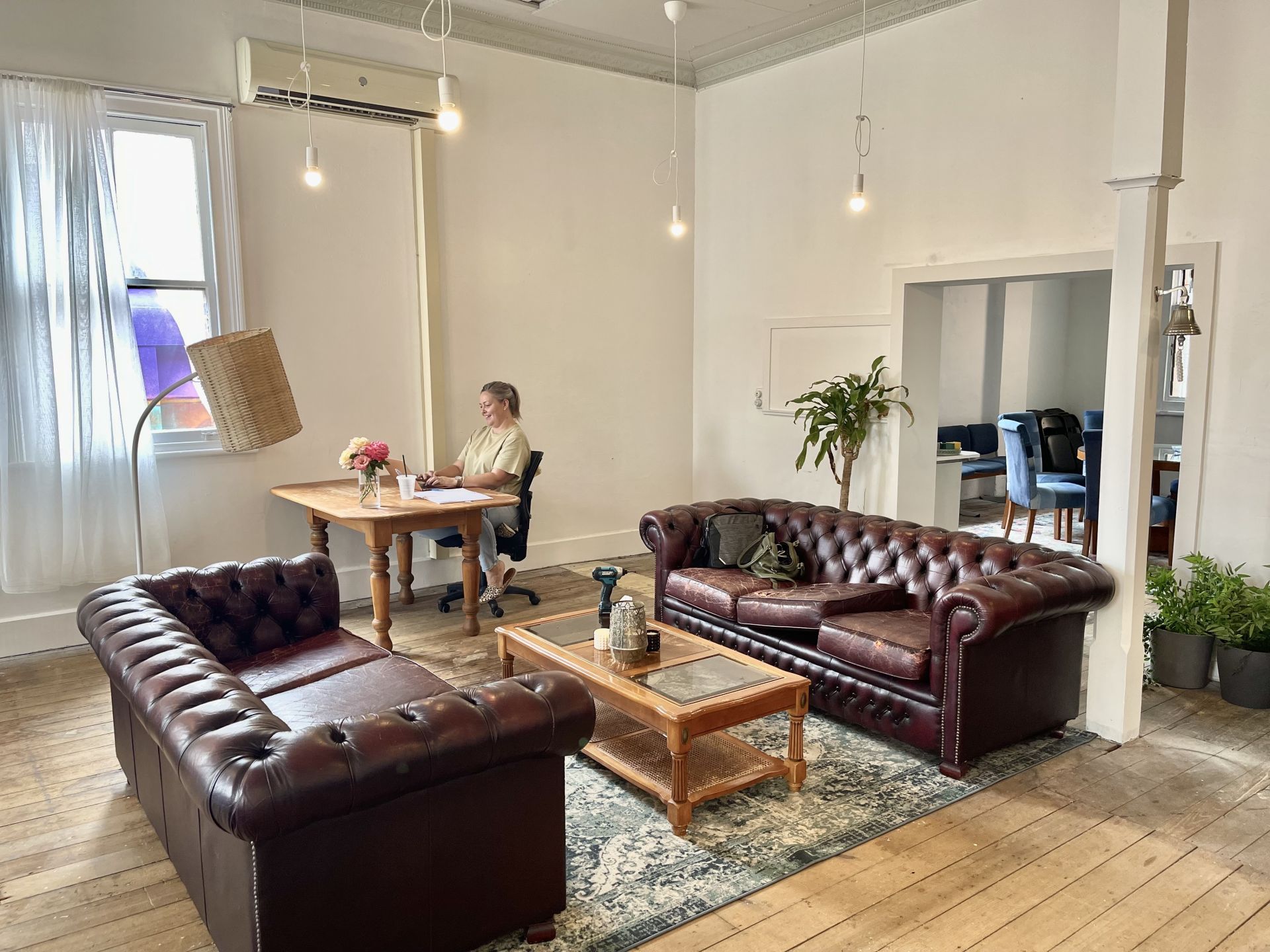 BOMO Bandwagon image 5