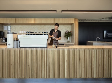 Hub Flinders Street image 3