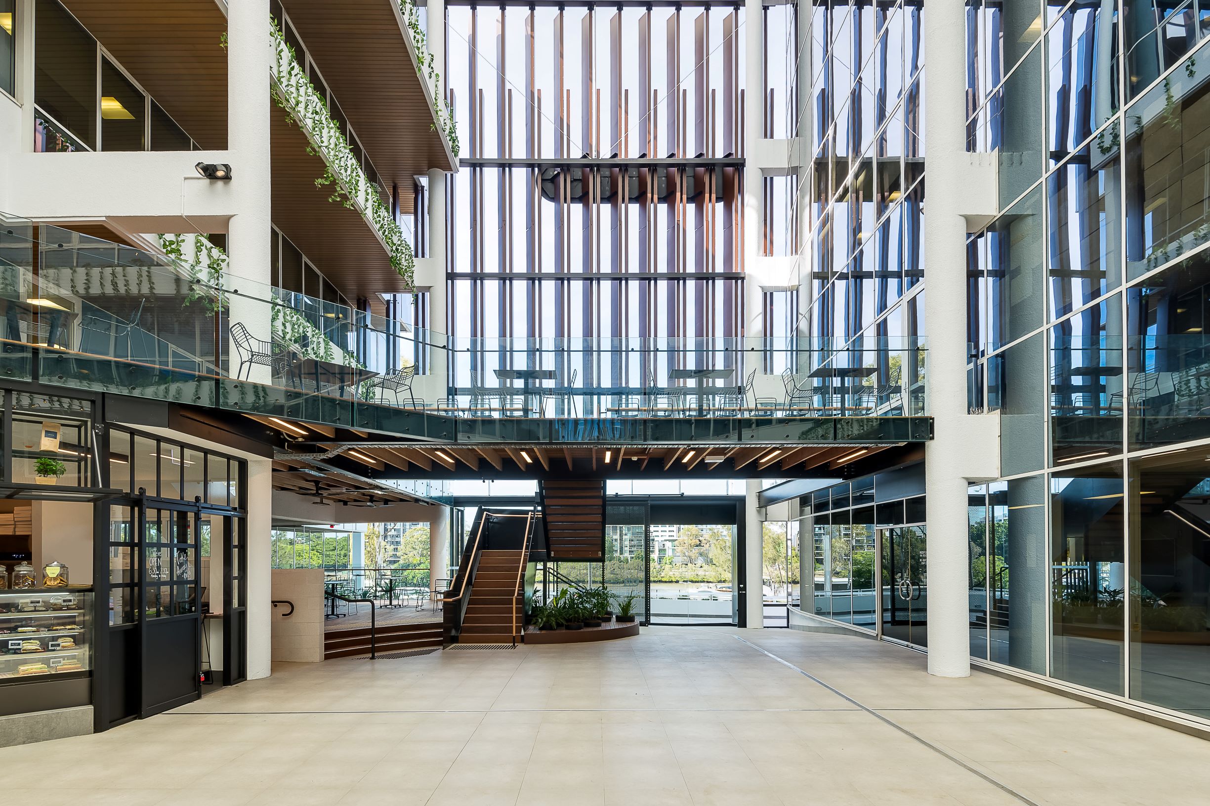 CoWorking Dedicated Desk -24/7 Access. image 4