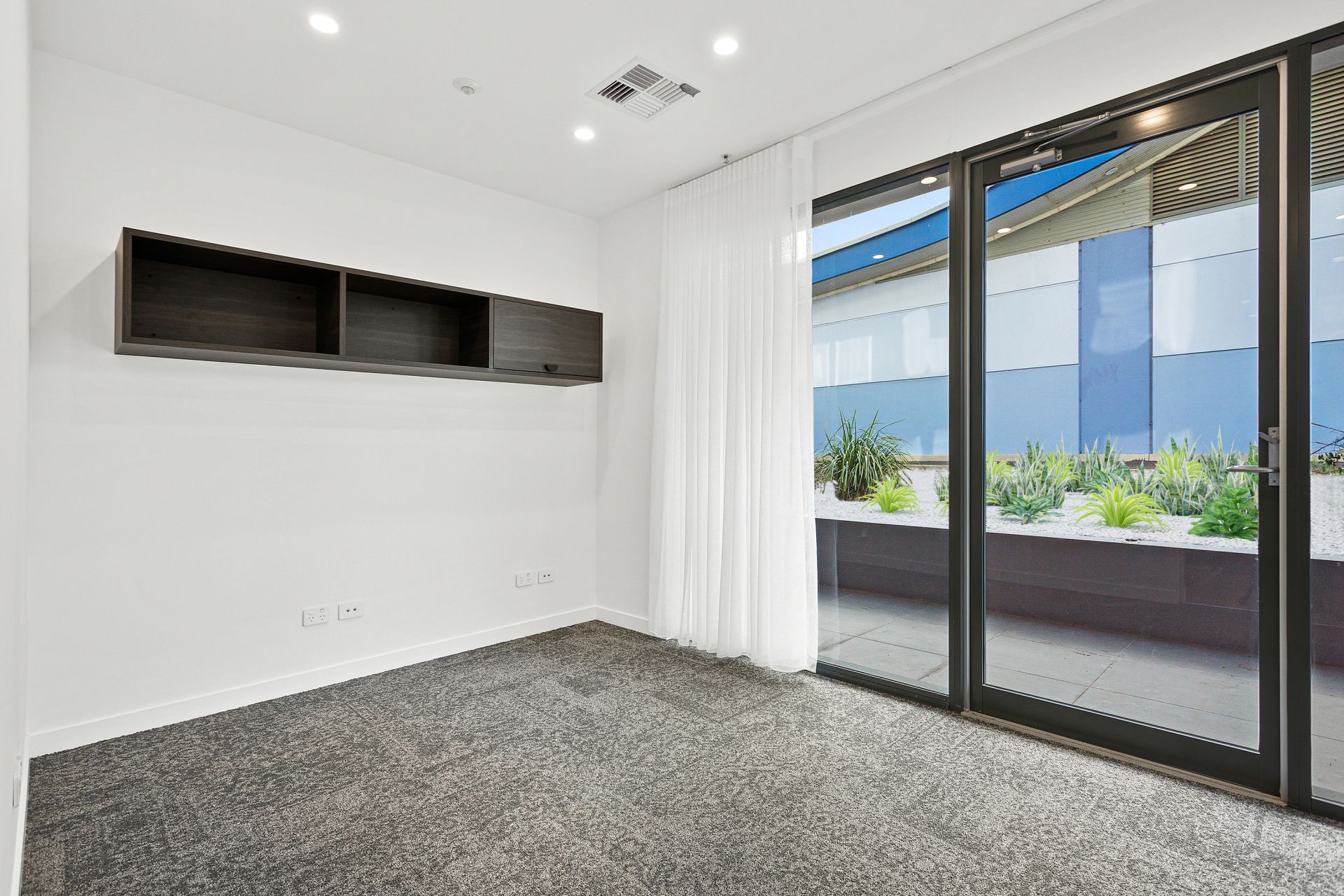 QUO Business Lounge image 2