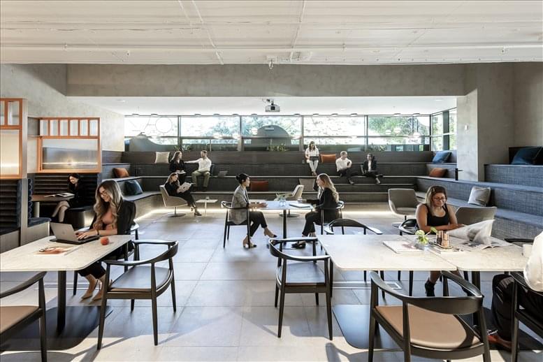 Central House image 4