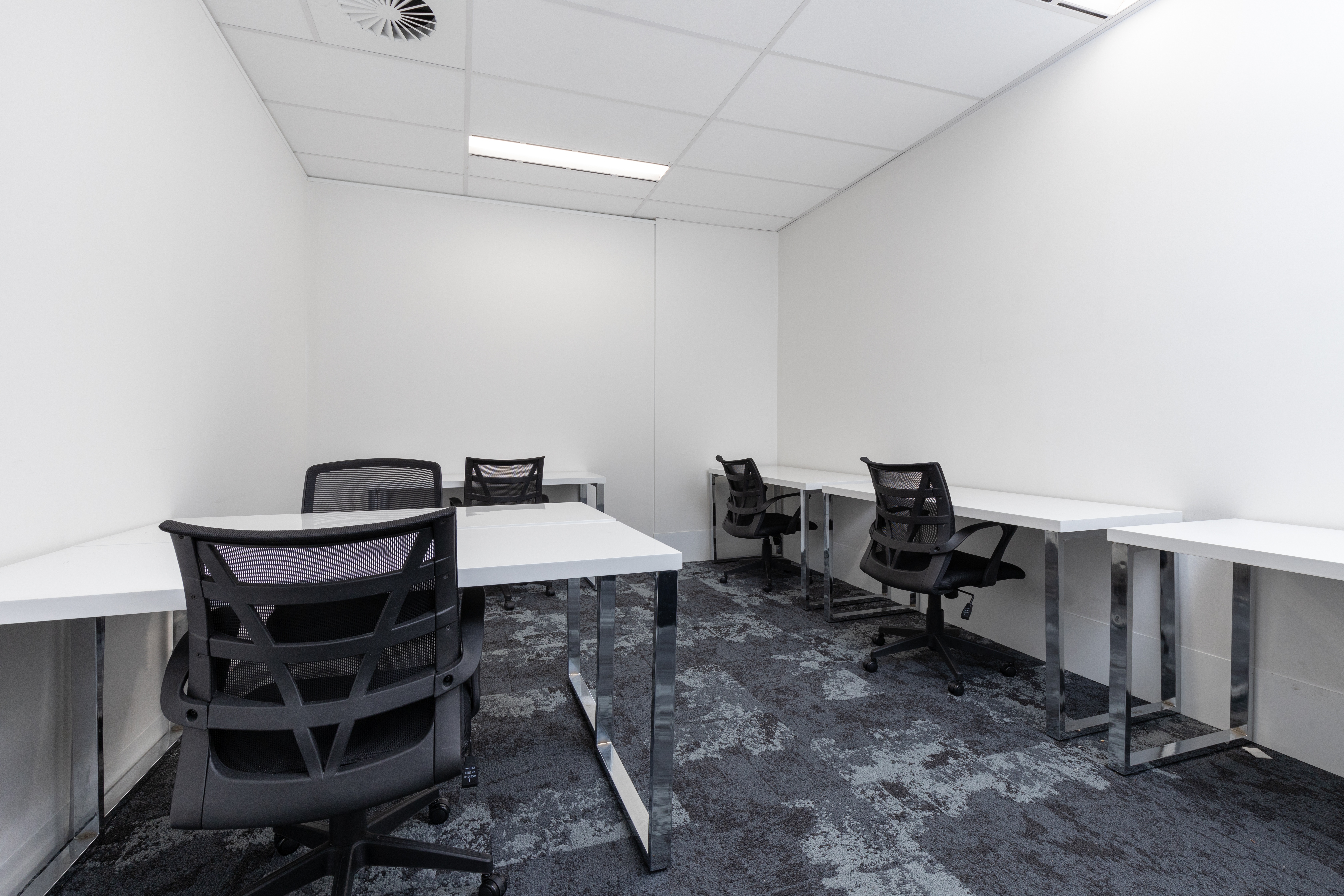 Regus - Melbourne, HWT Tower - Southbank image 4