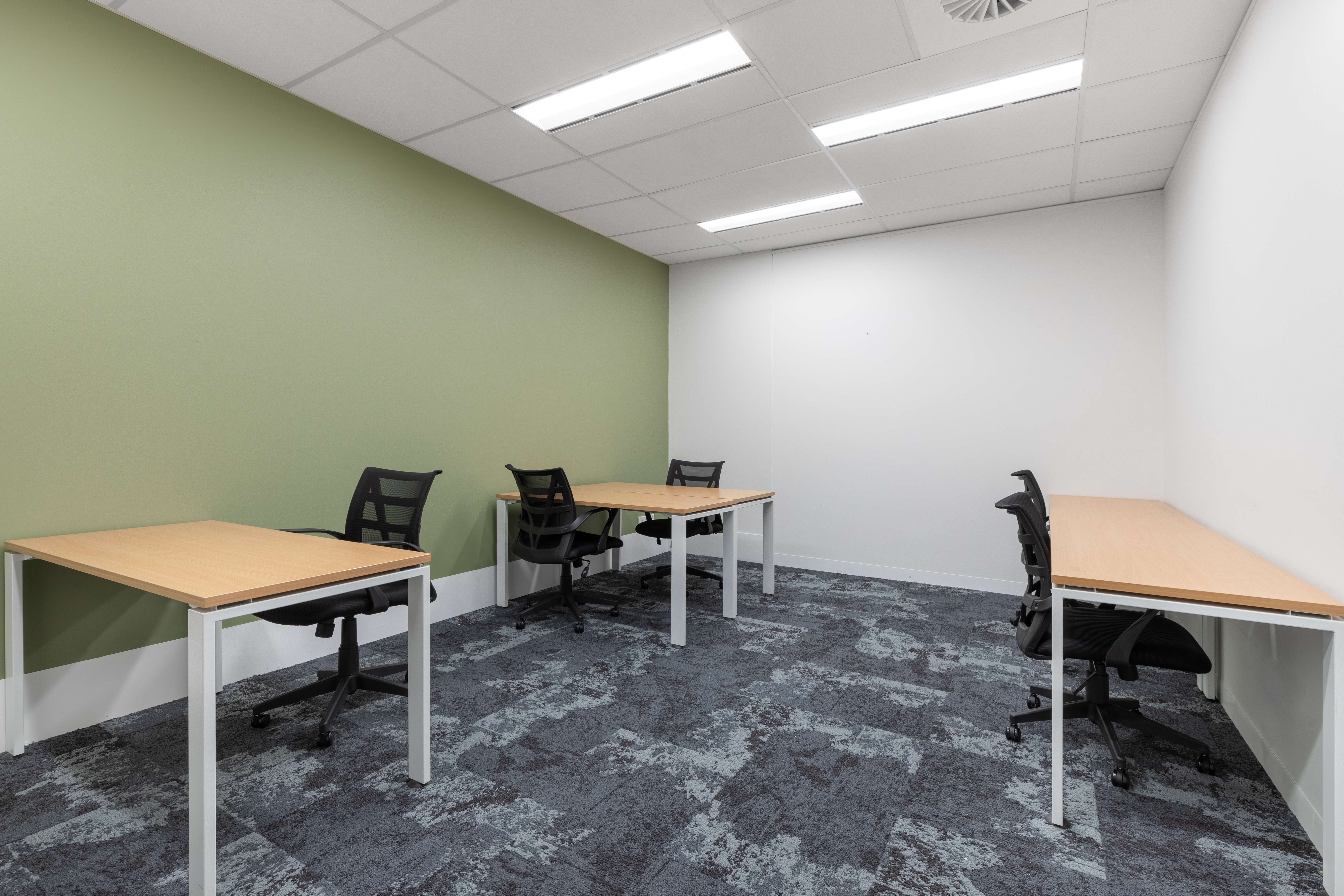 Regus - Melbourne, HWT Tower - Southbank image 3