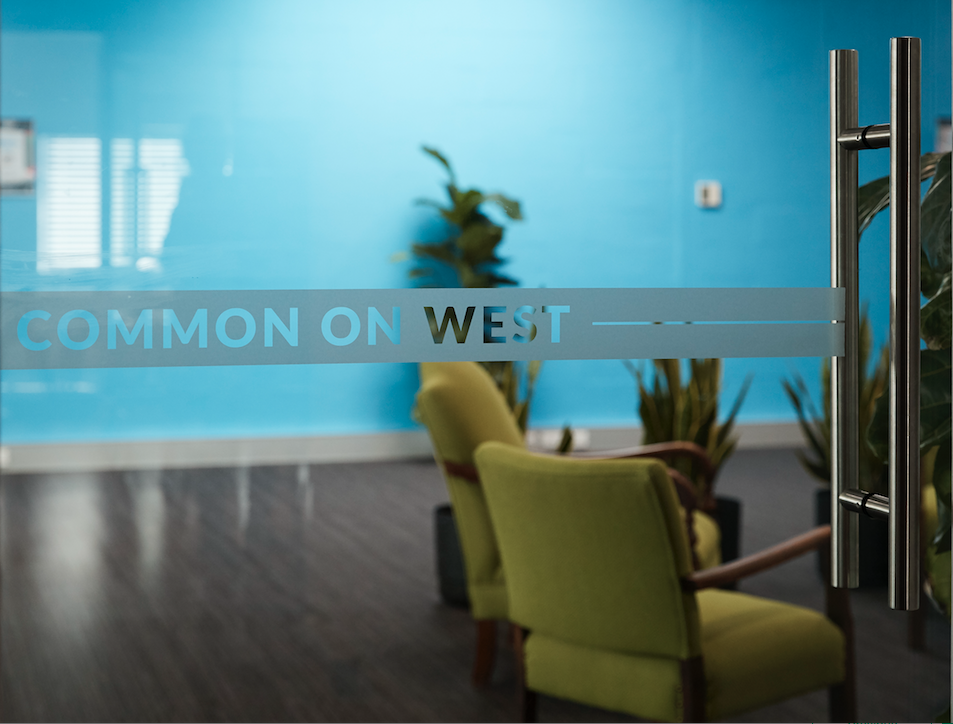 Common on West image 2