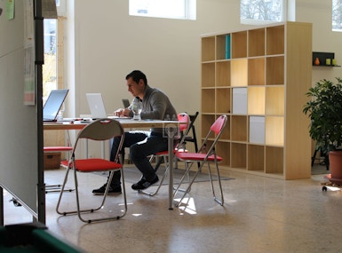Coworking Center image 3