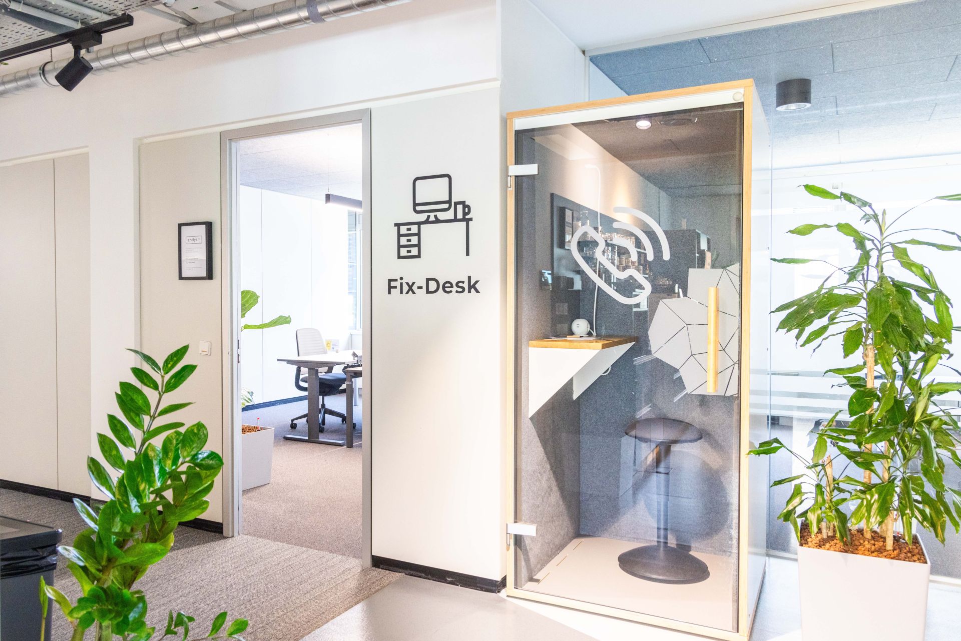 andys.cc - Coworking Center Lassalestraße image 2