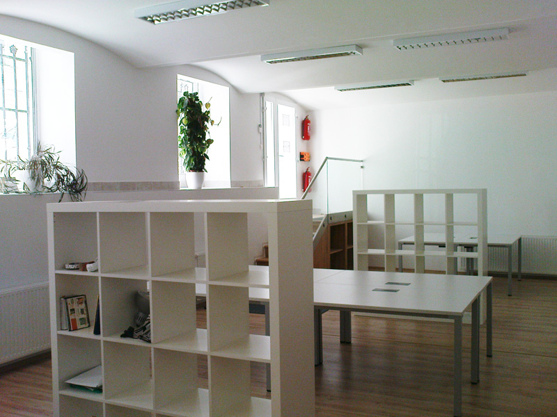 Gemeinschaftsbüro image 3