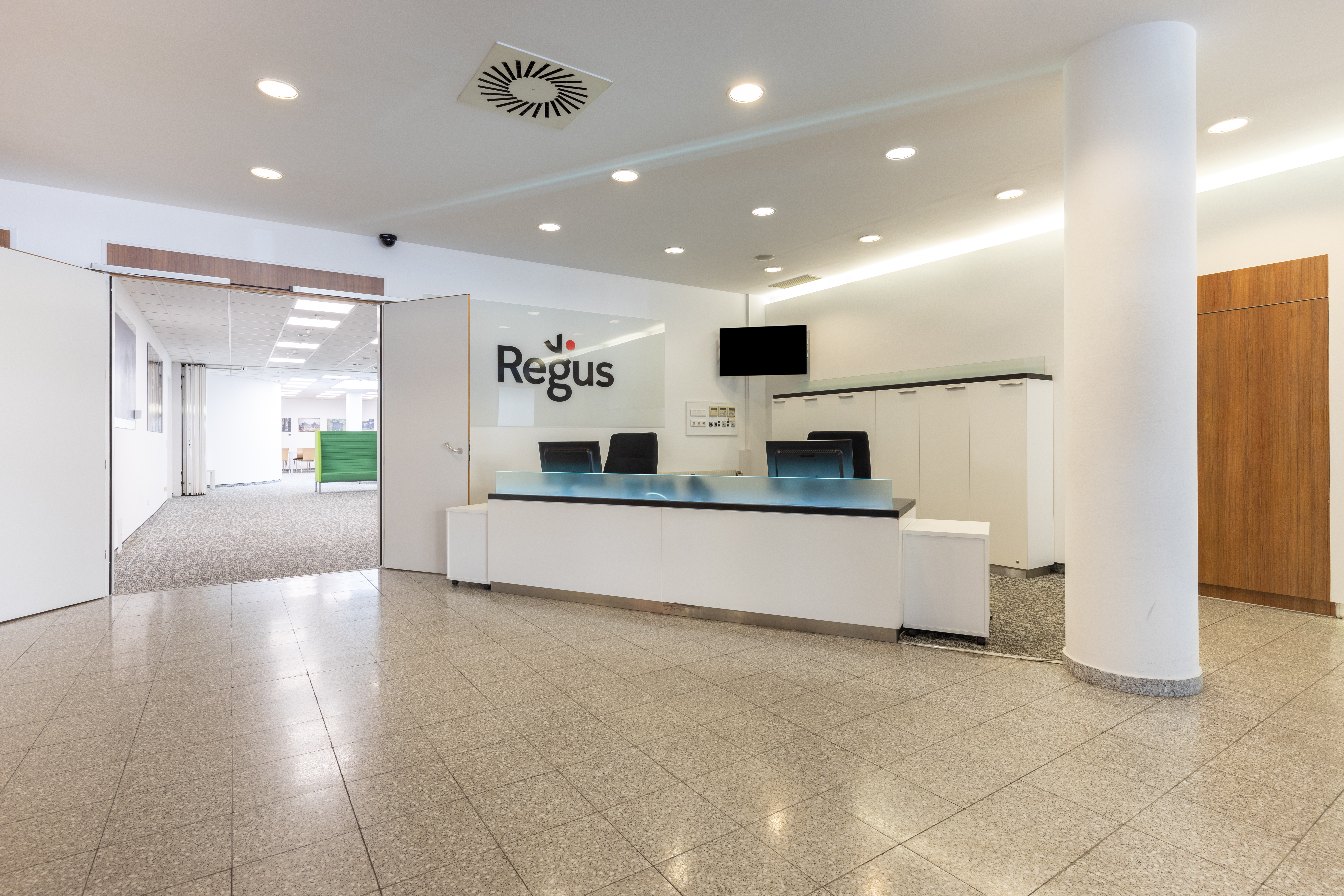 Regus - Vienna, Cityport 11 image 4