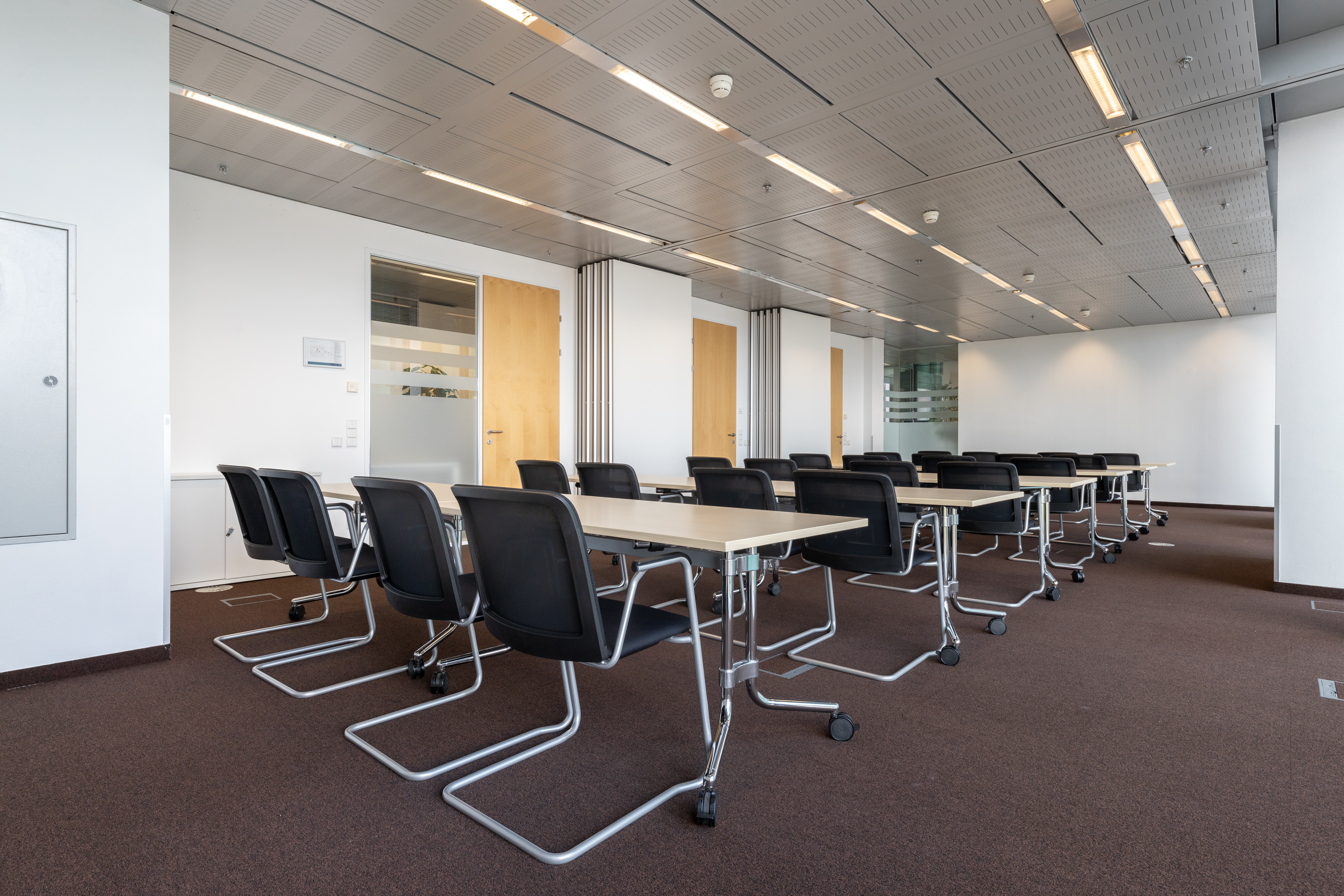 Regus - Vienna Twin Towers image 2