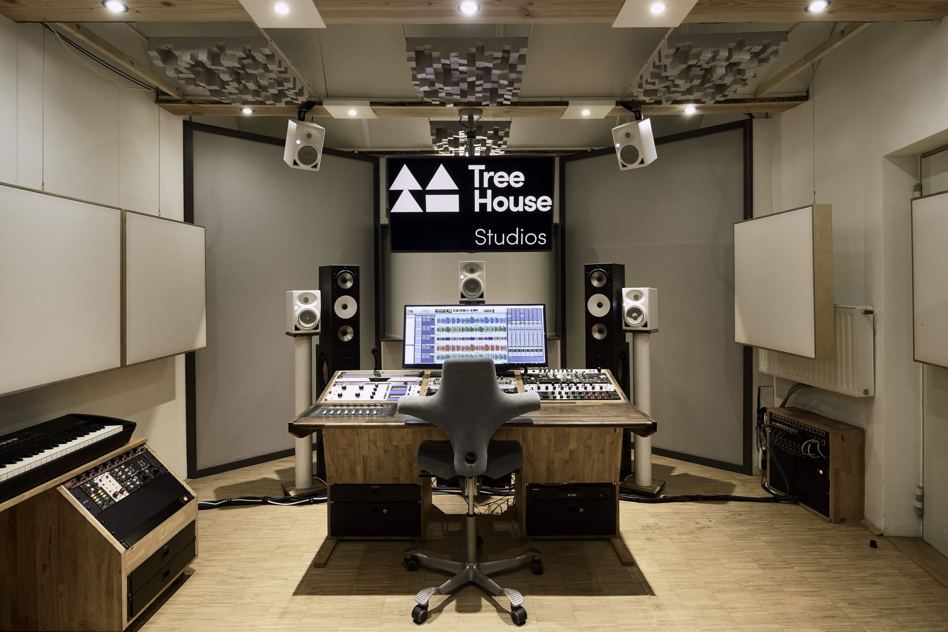 Treehouse Office image 3