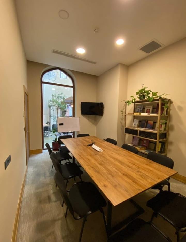 Open Space coworking center image 4