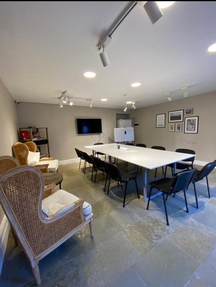 Open Space coworking center image 3