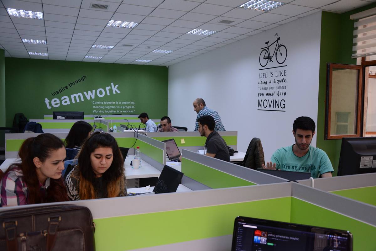 Baku Business Factory image 3