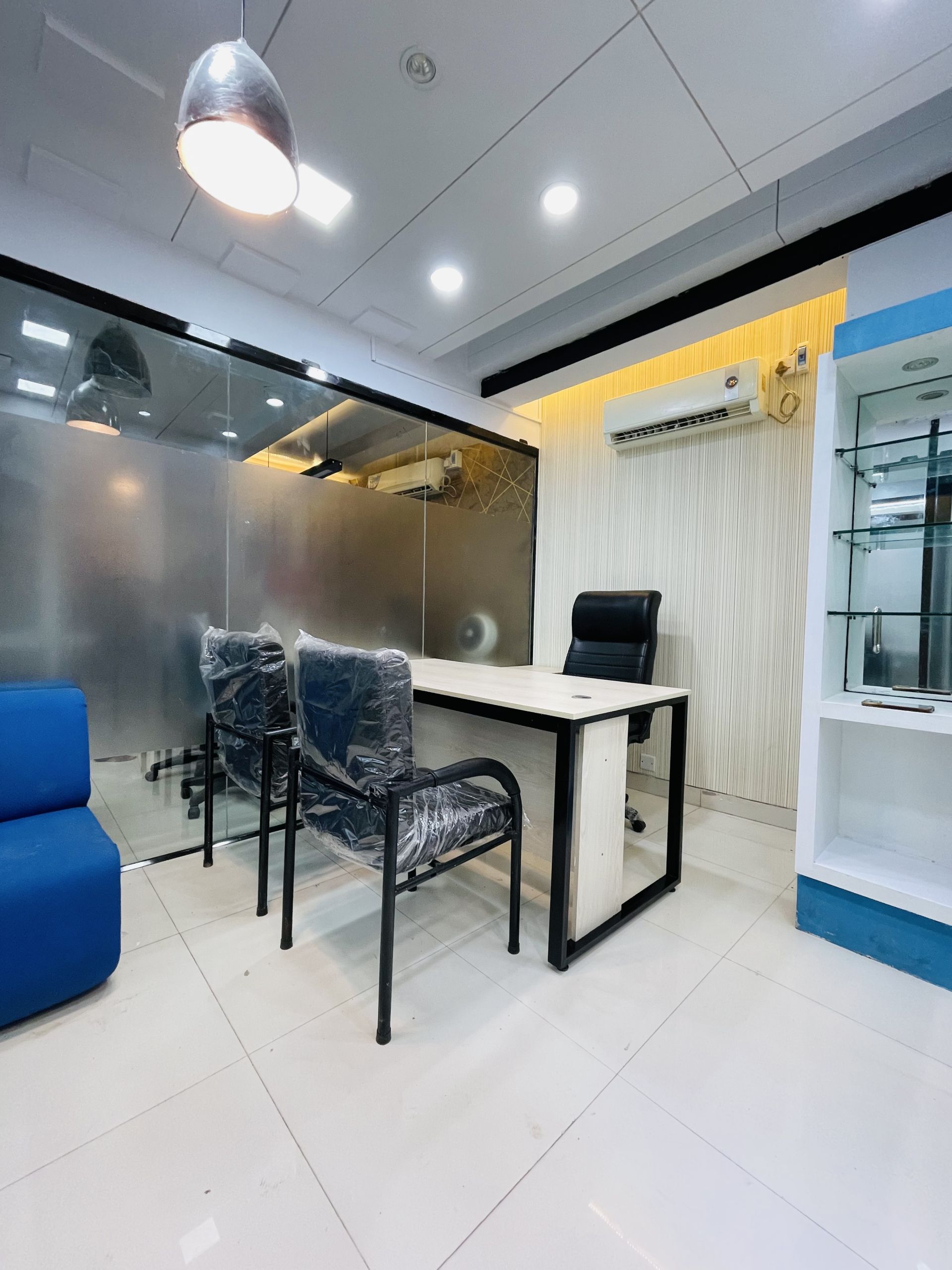 Ready office image 2