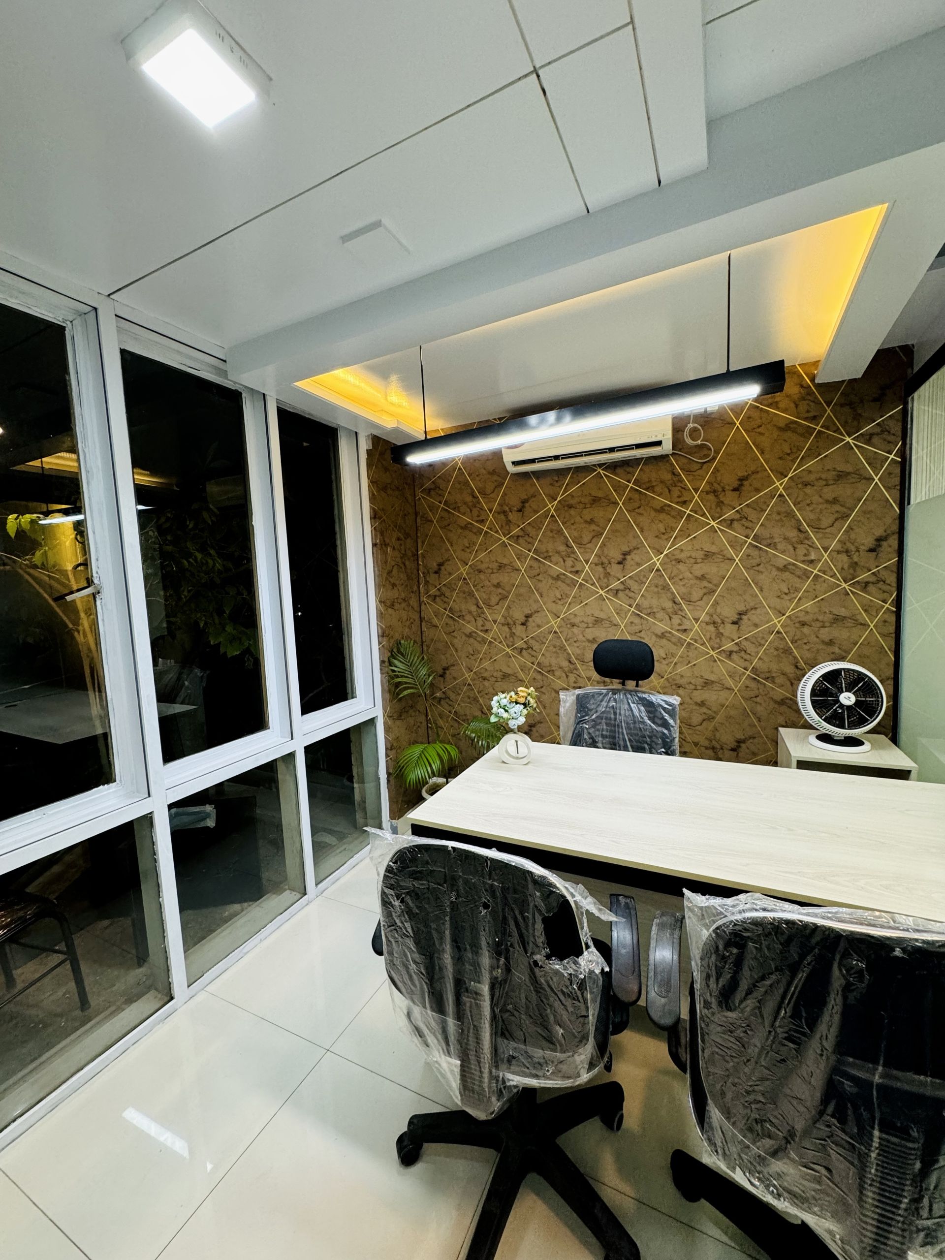 Ready office image 3