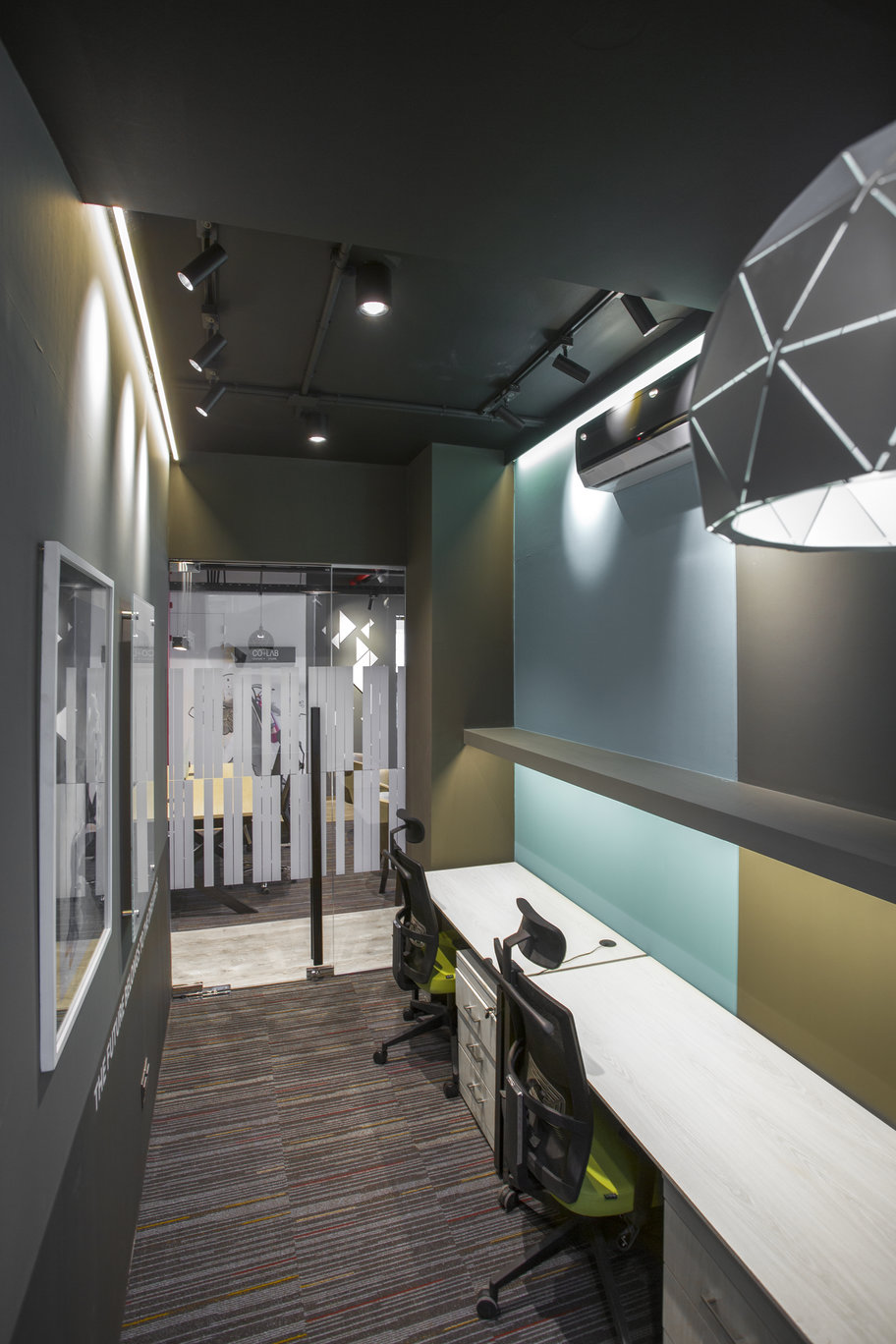 CO+LAB Dhaka, Dhaka Book Online Coworker