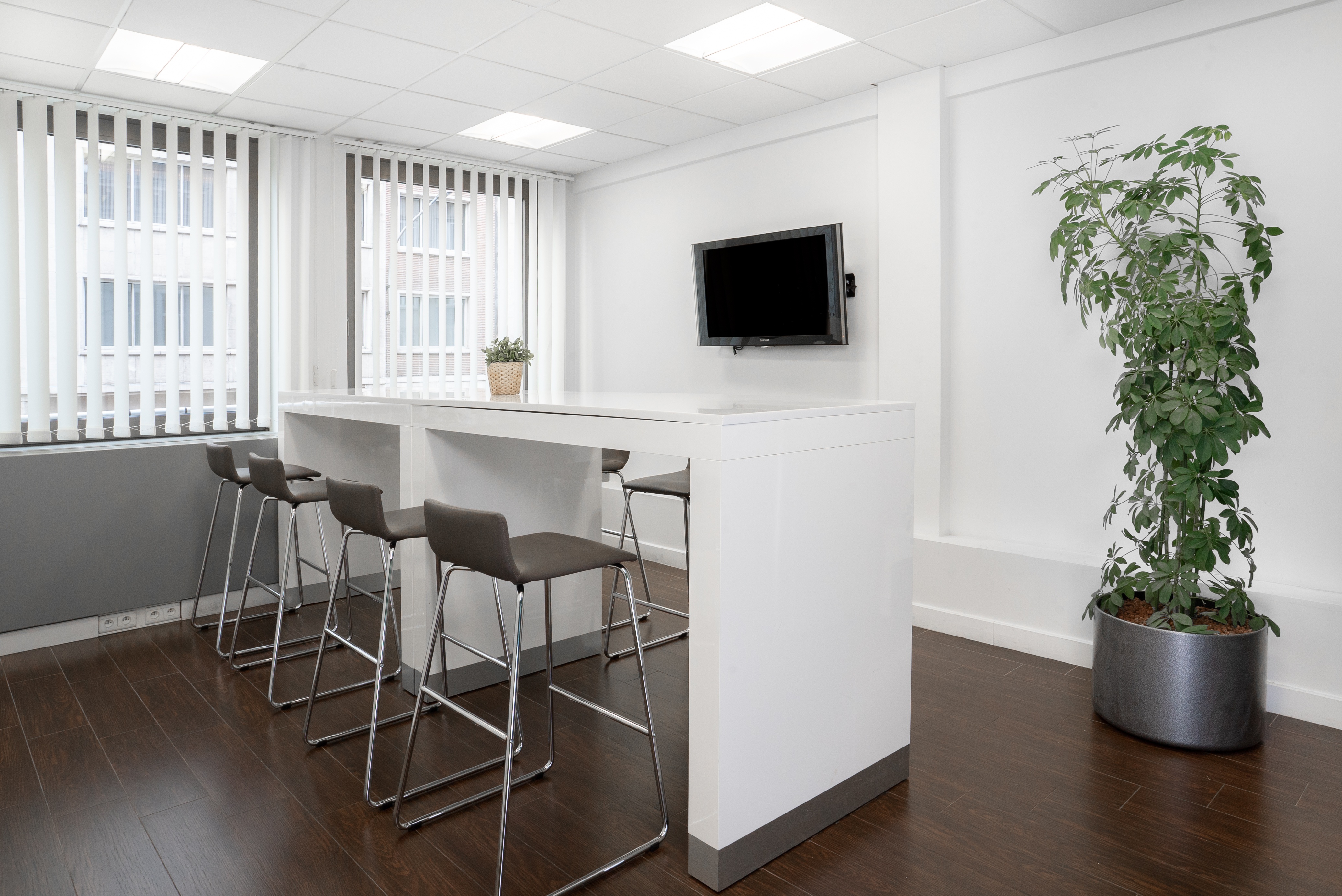 Regus - Antwerp, City Centre image 5