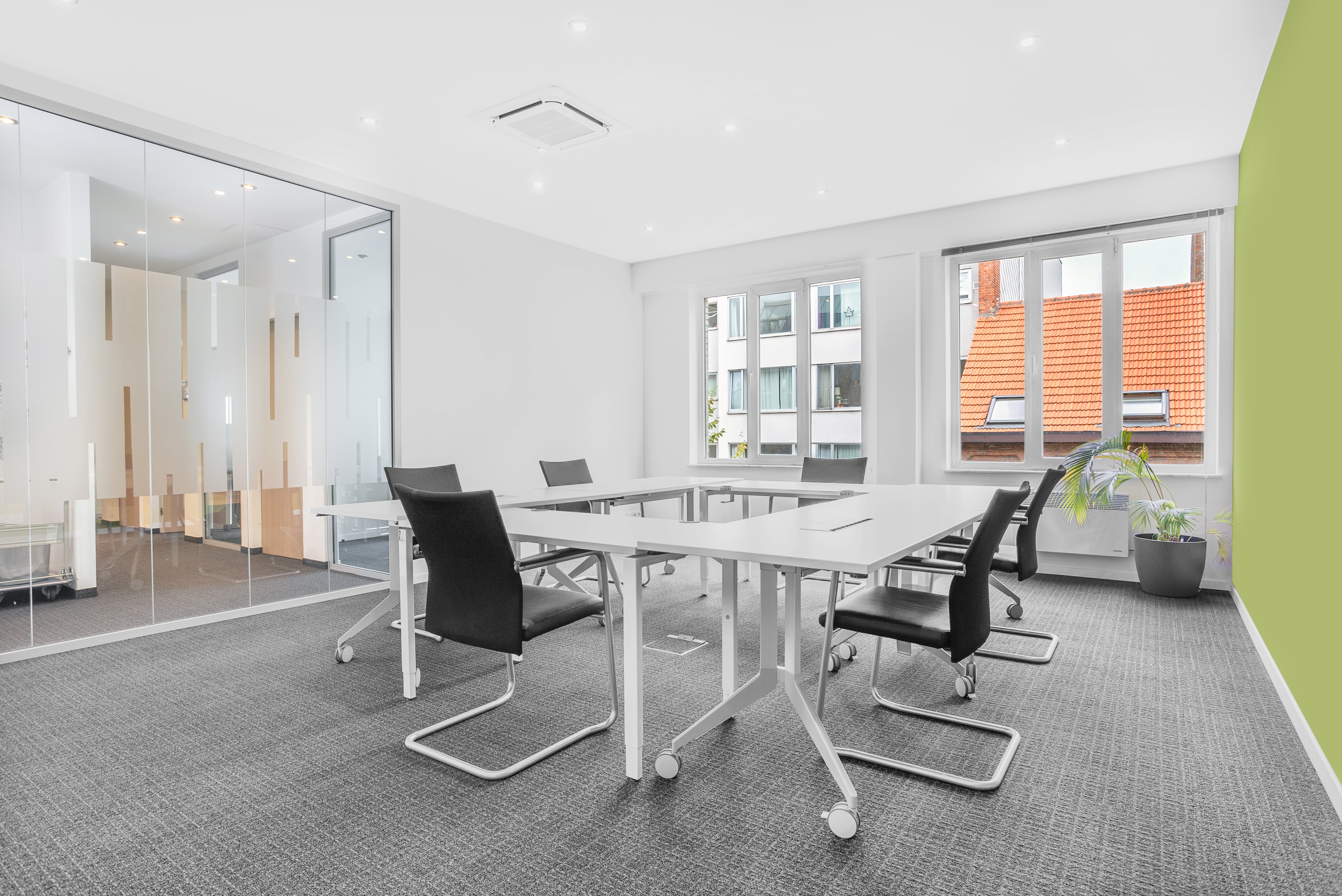 Regus - Antwerp, Harmony image 4