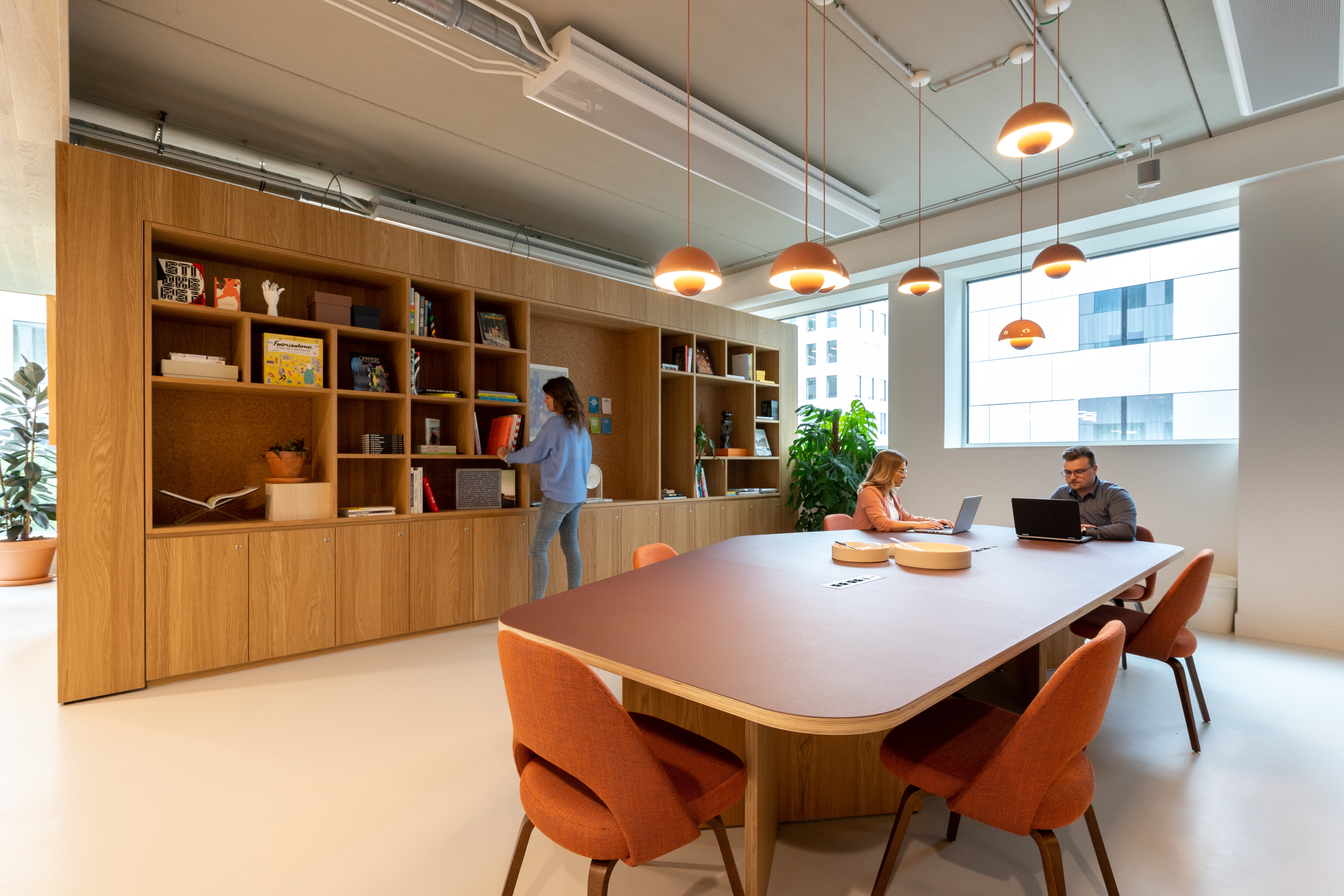 Spaces - Antwerp, Berchem Station Post X image 5