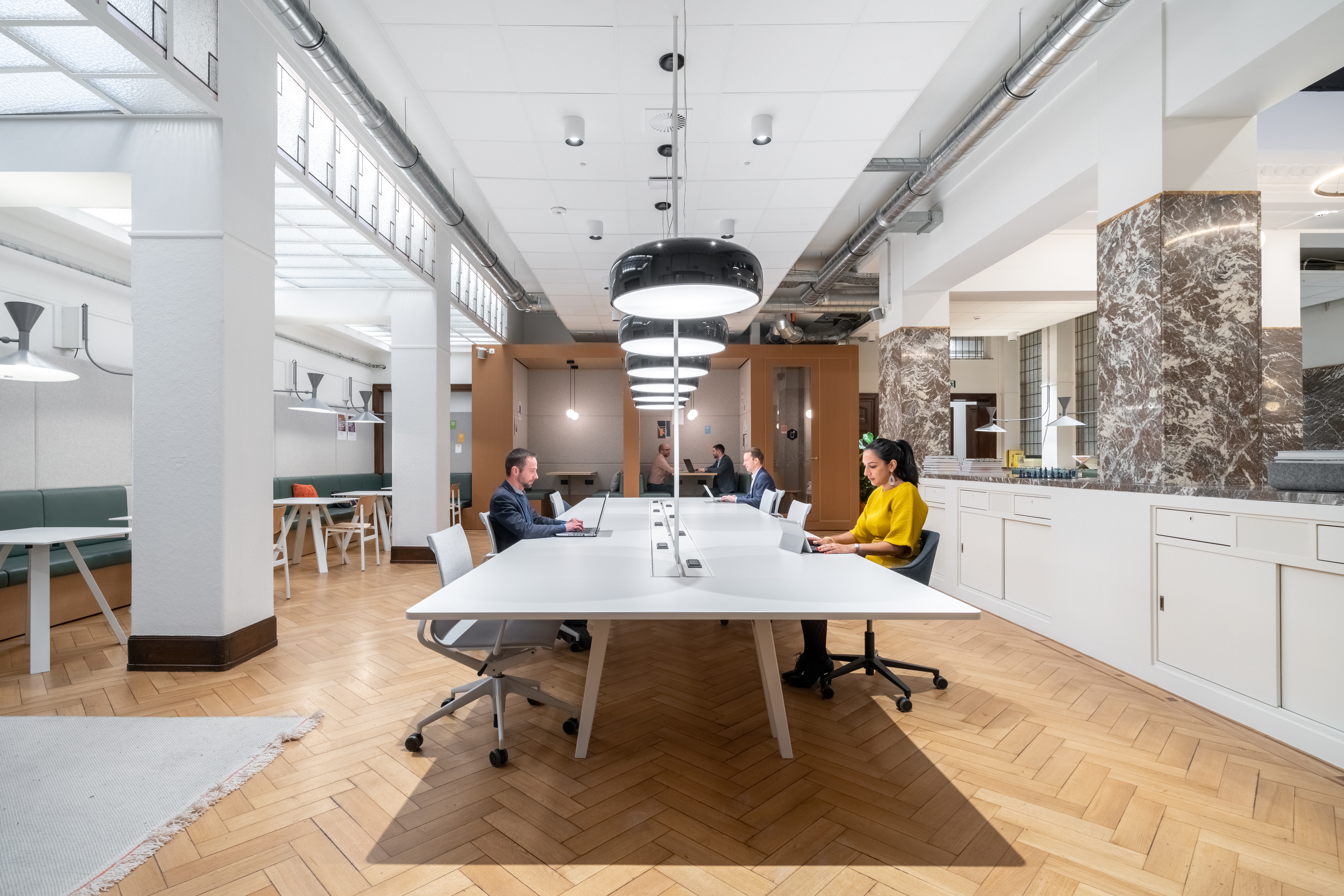 Spaces - Brussels, Spaces Stock Exchange image 5