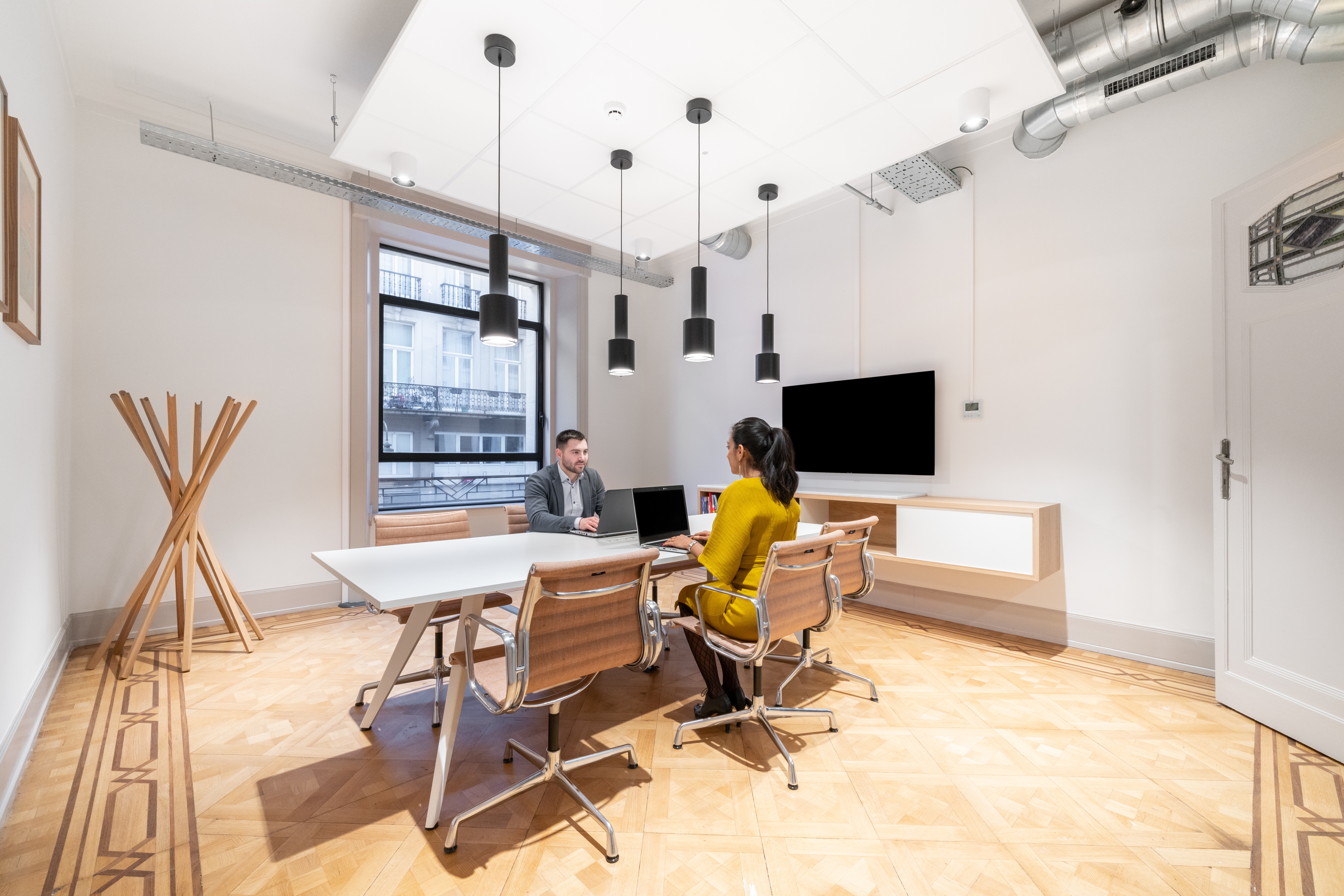 Spaces - Brussels, Spaces Stock Exchange image 3