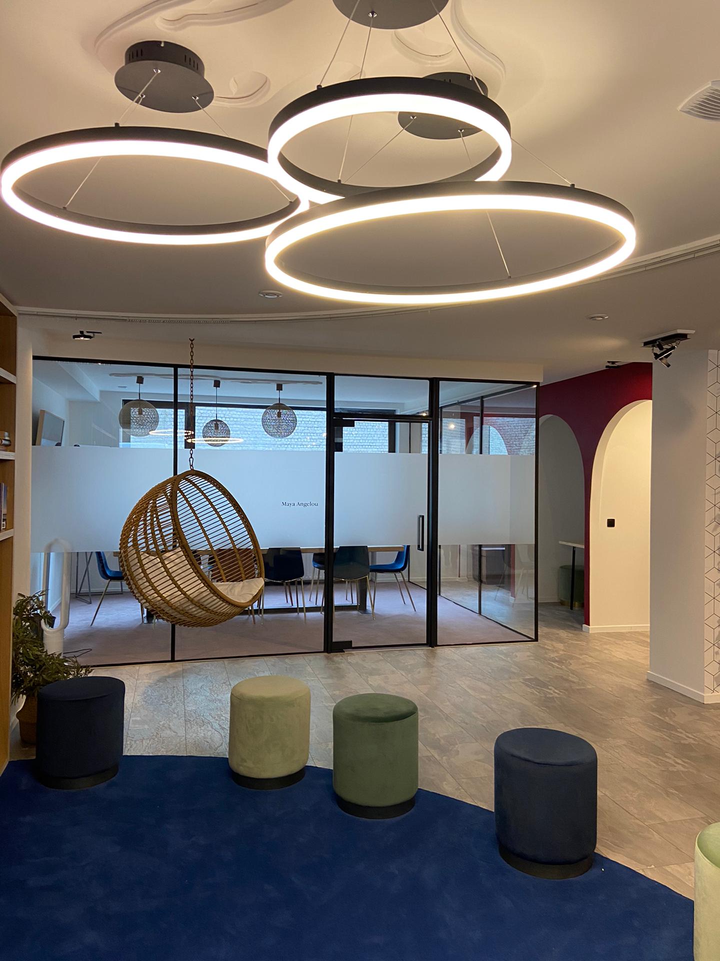 The Urban Woman image 5