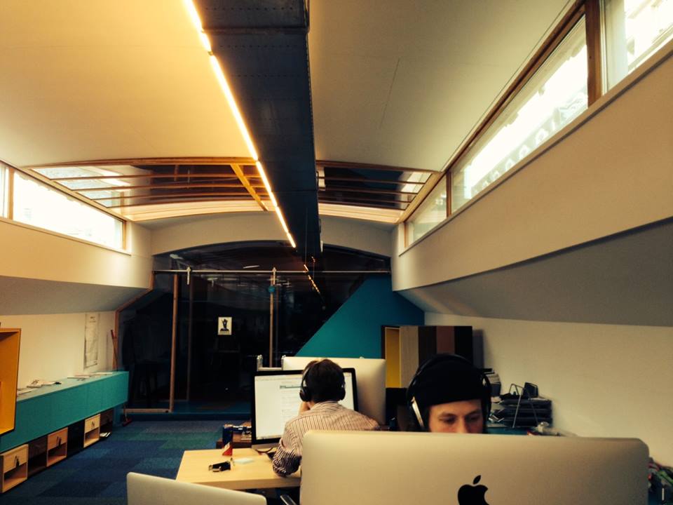 FloatingDesk image 4