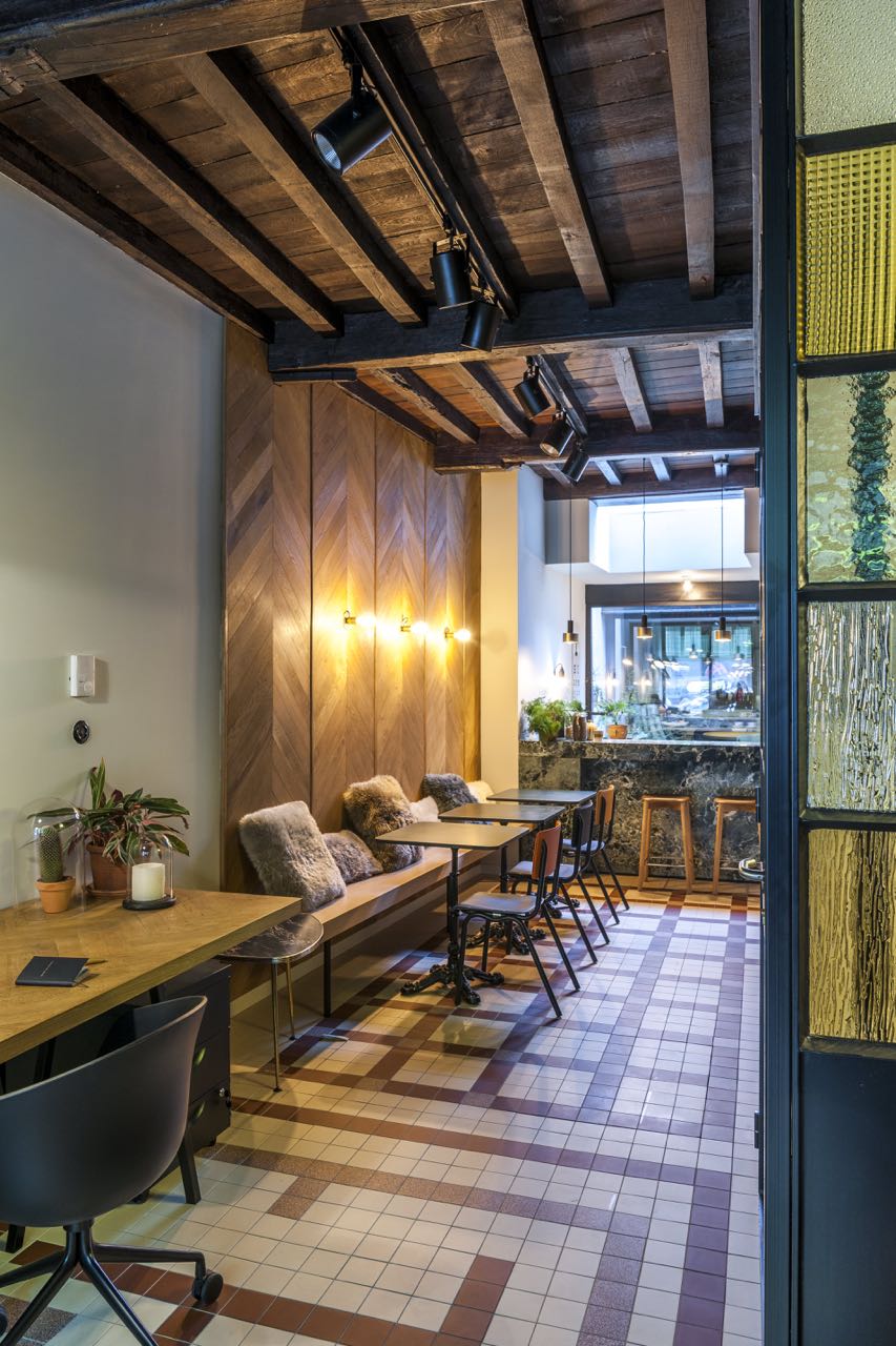 Gunpowder and Smoke image 2