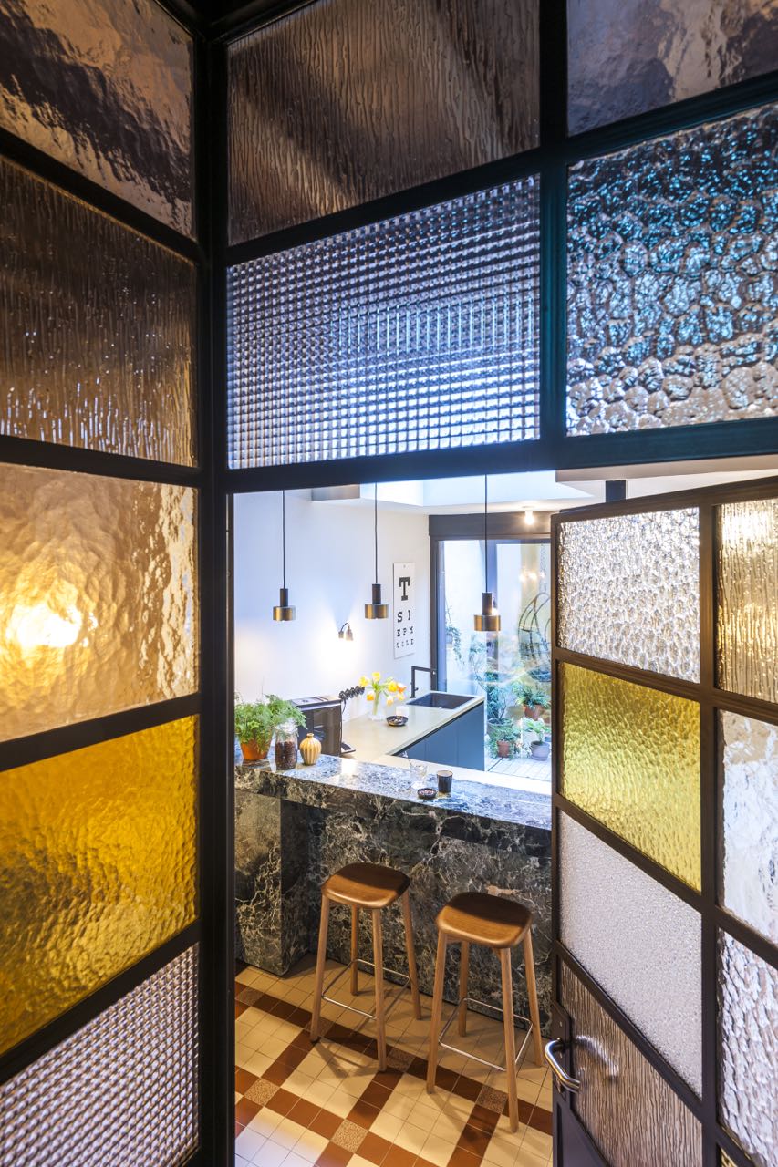 Gunpowder and Smoke image 3