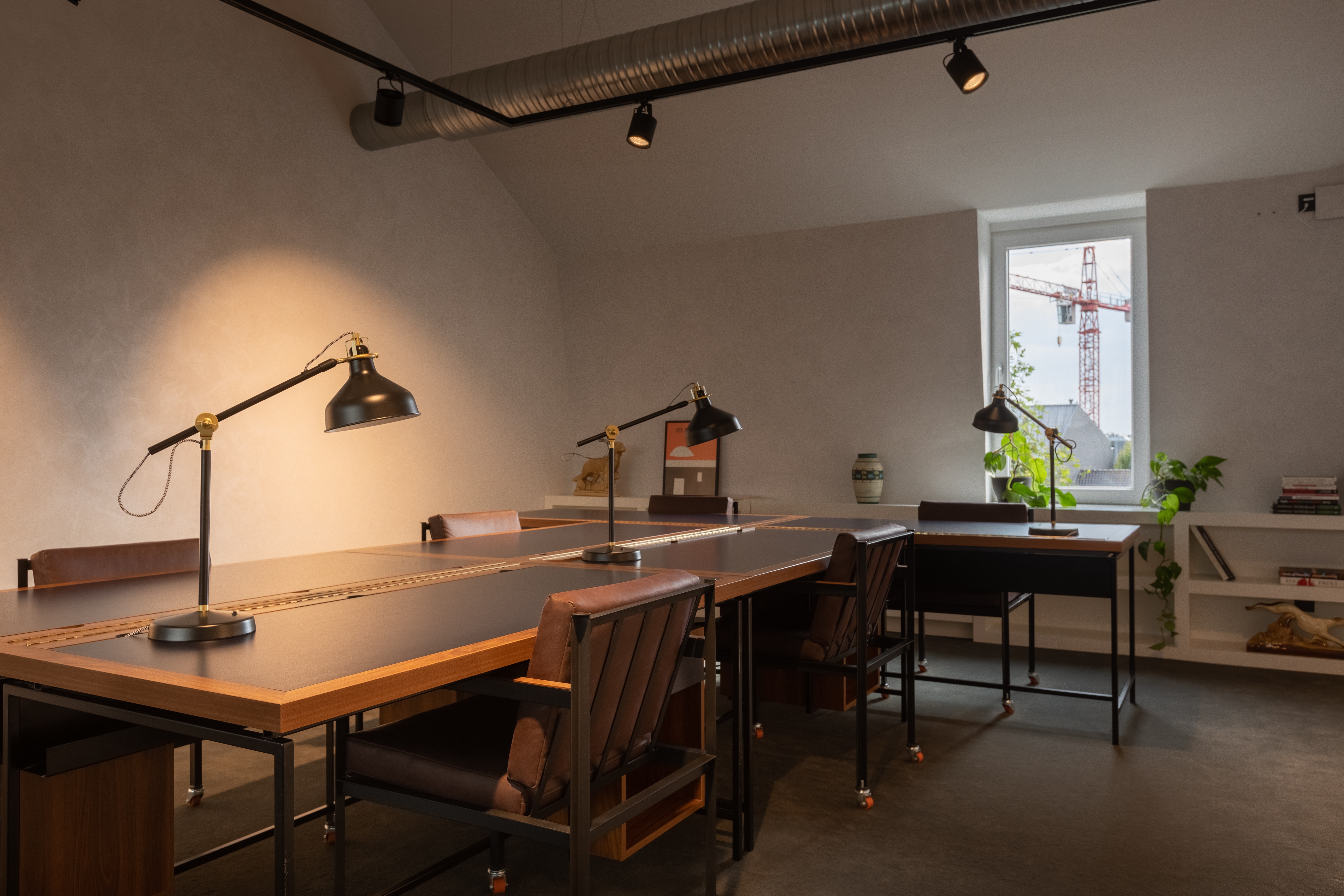 No.18 - Ghent, Ampla House image 3