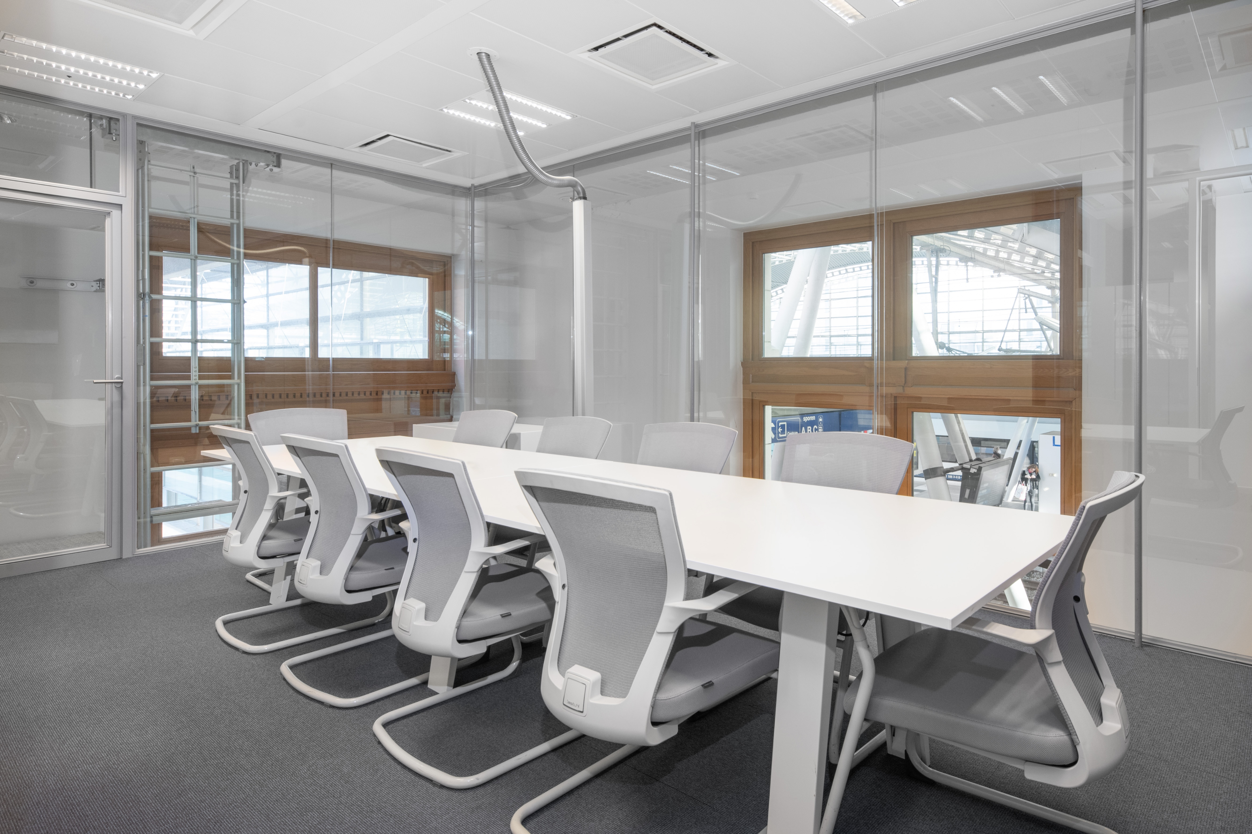 Regus Express - Leuven, Railway Station Regus Express image 4