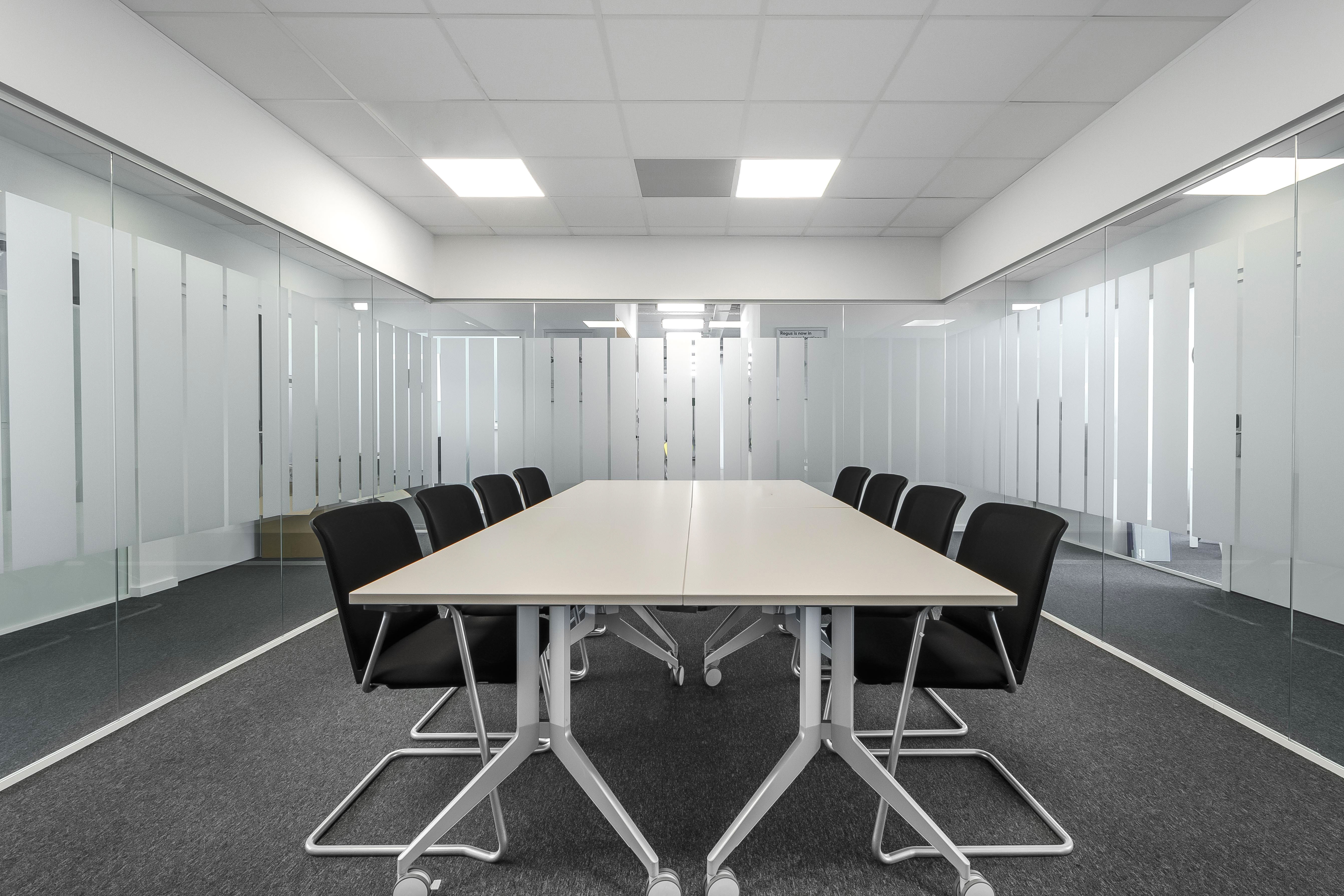 Regus - Roeselare West Wing Park image 3