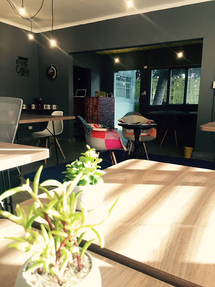 The Hub COworking image 2