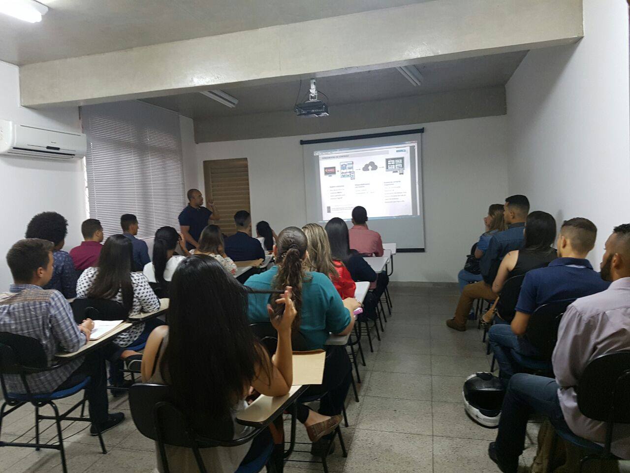 Legal Space Coworking - Coworking Unit Caicara image 4