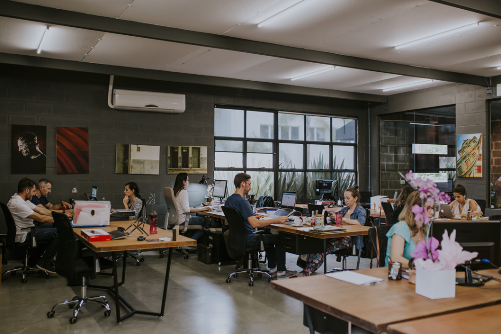 Offcina Cafe Coworking image 5