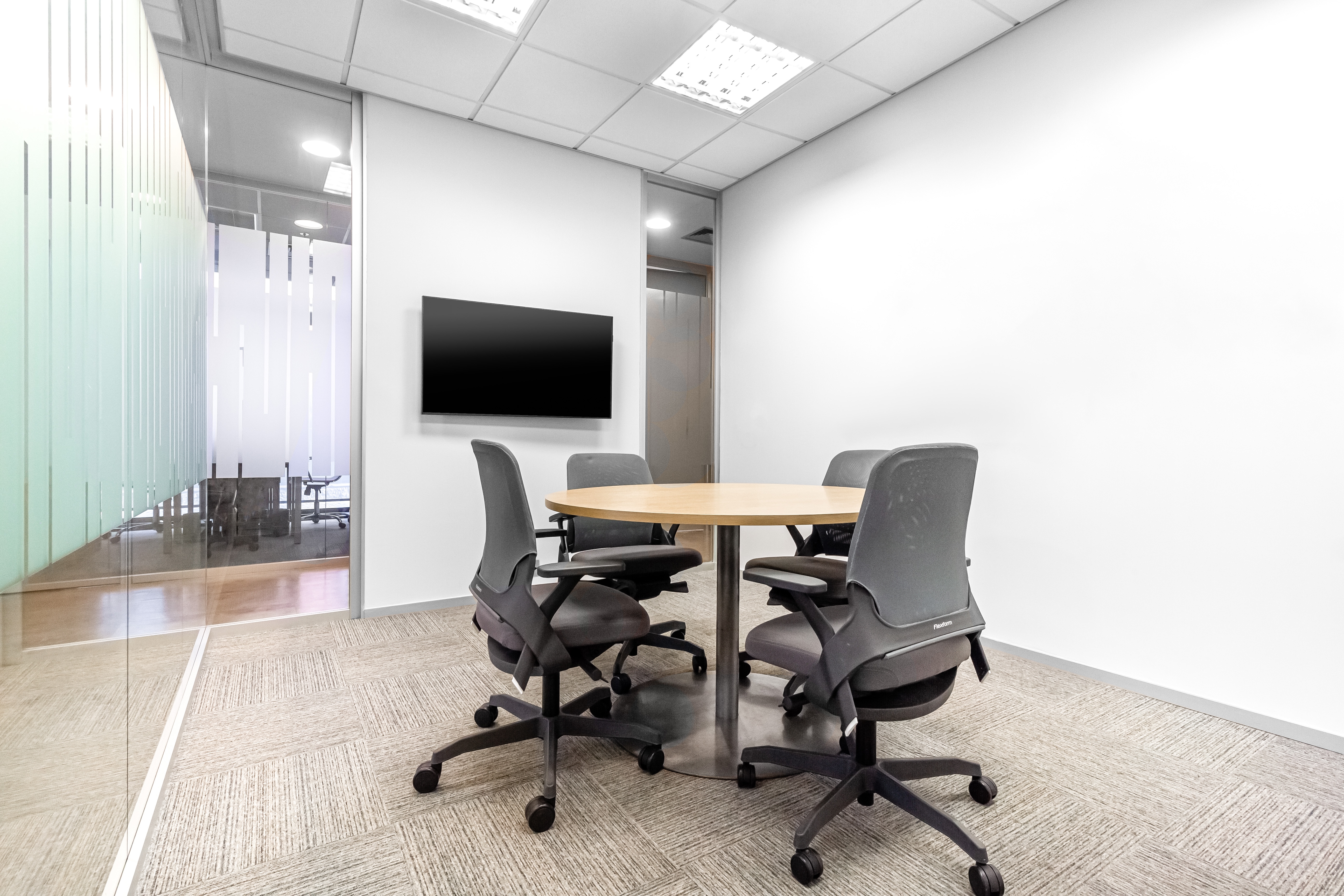 Regus - Campinas, Cambuí - 575 Norte Sul image 4