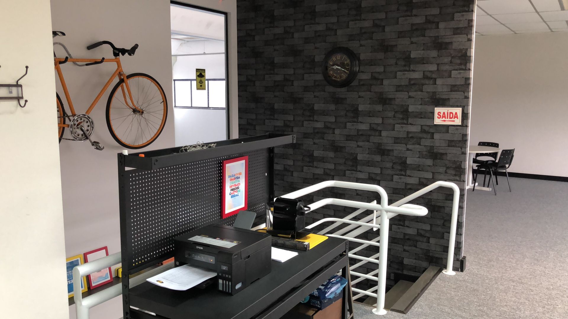 TreeCom Coworking Industrial image 4