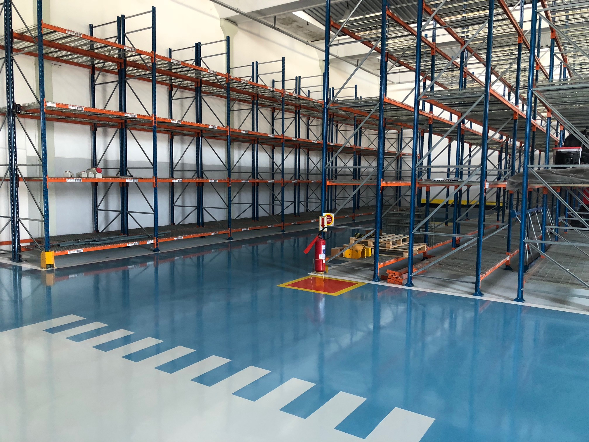 TreeCom Coworking Industrial image 3