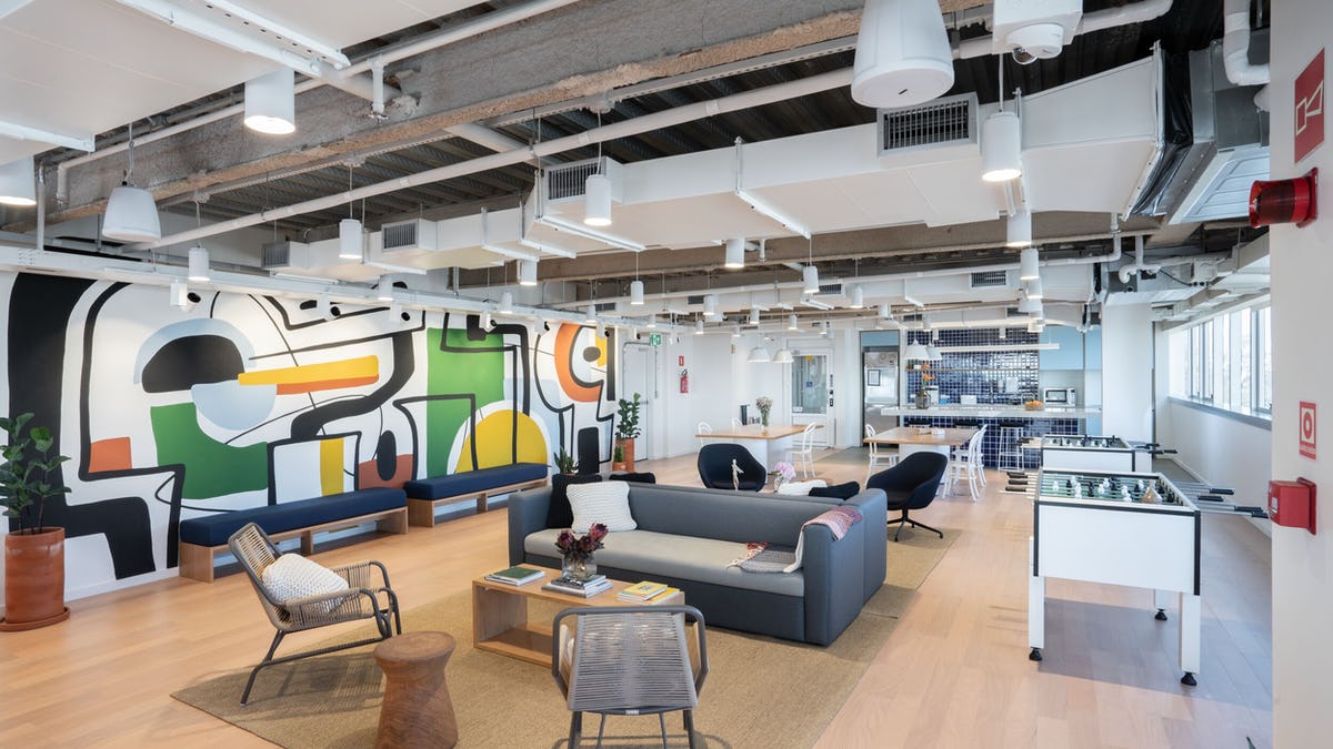 WeWork Carlos Gomes 1672 image 2