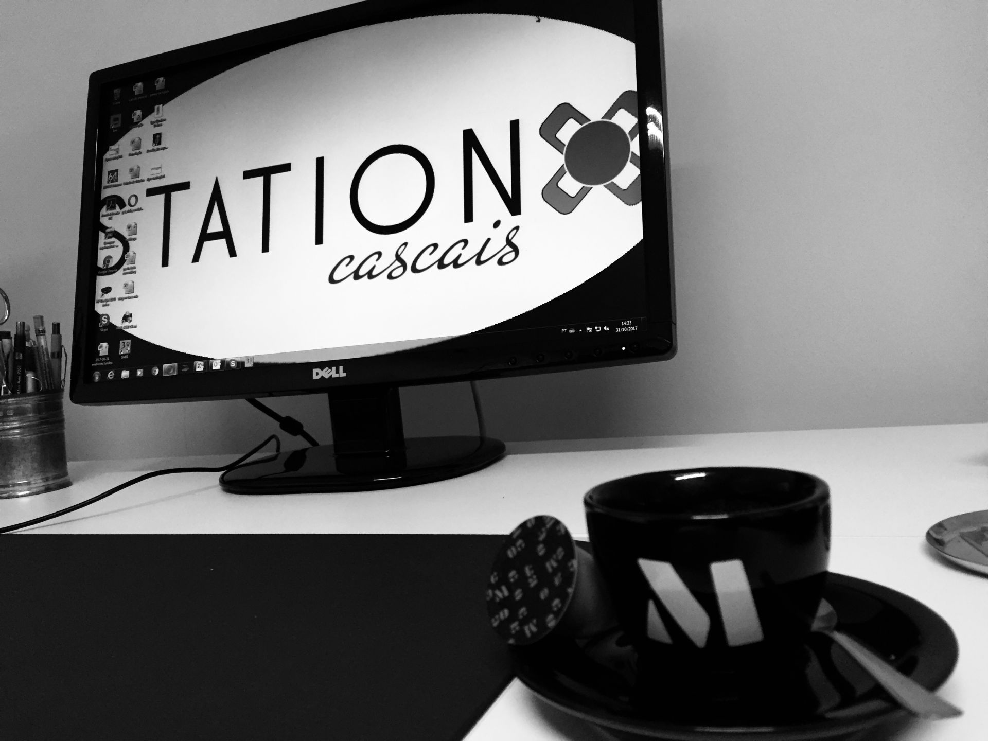 Station Coworkers image 2