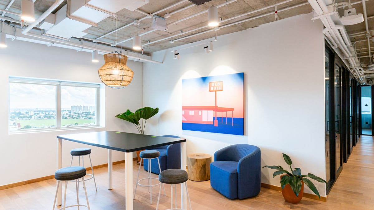 WeWork São João 2405 image 5