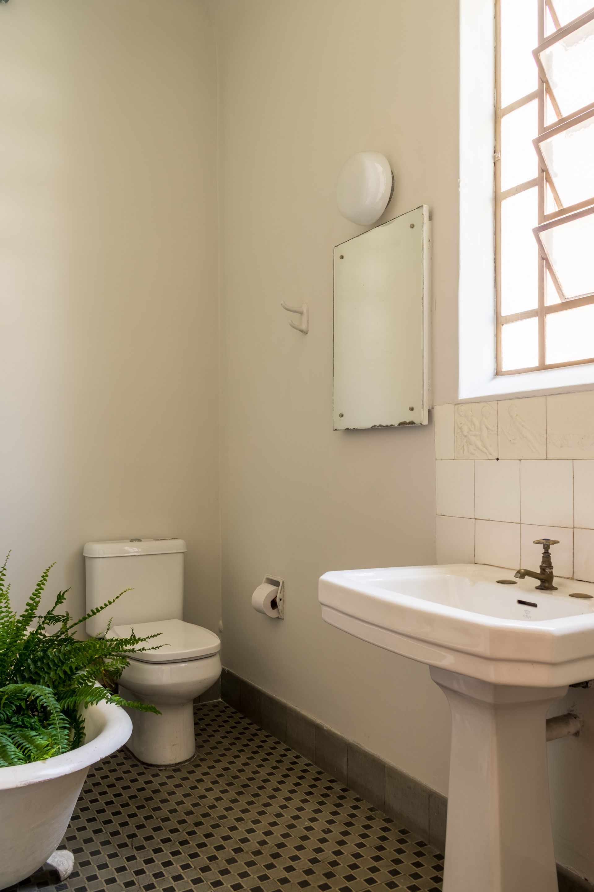 Vila Working image 3