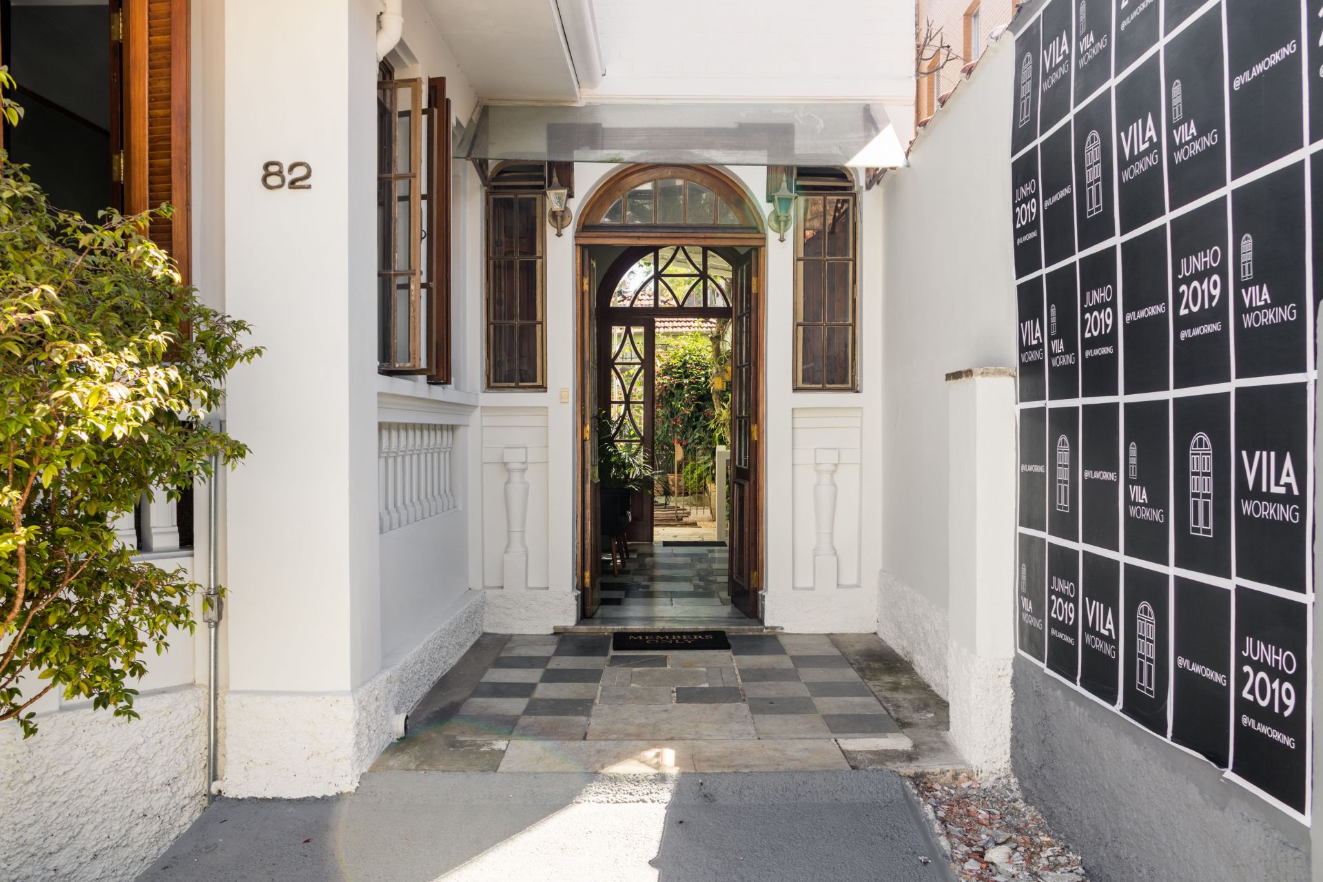 Vila Working image 5